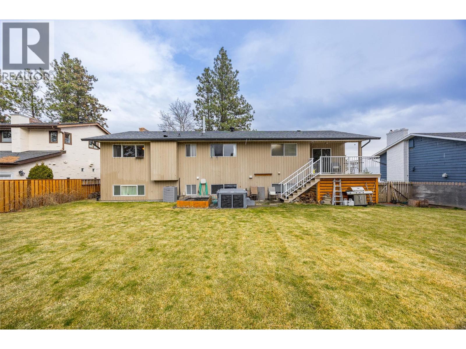 2152 Alexander Place