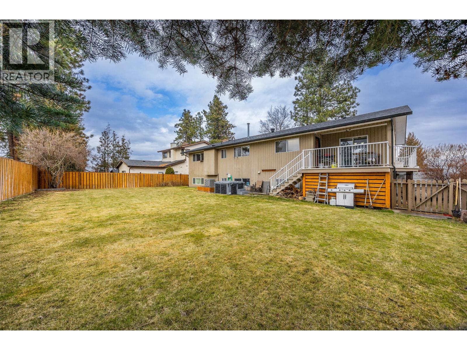 2152 Alexander Place