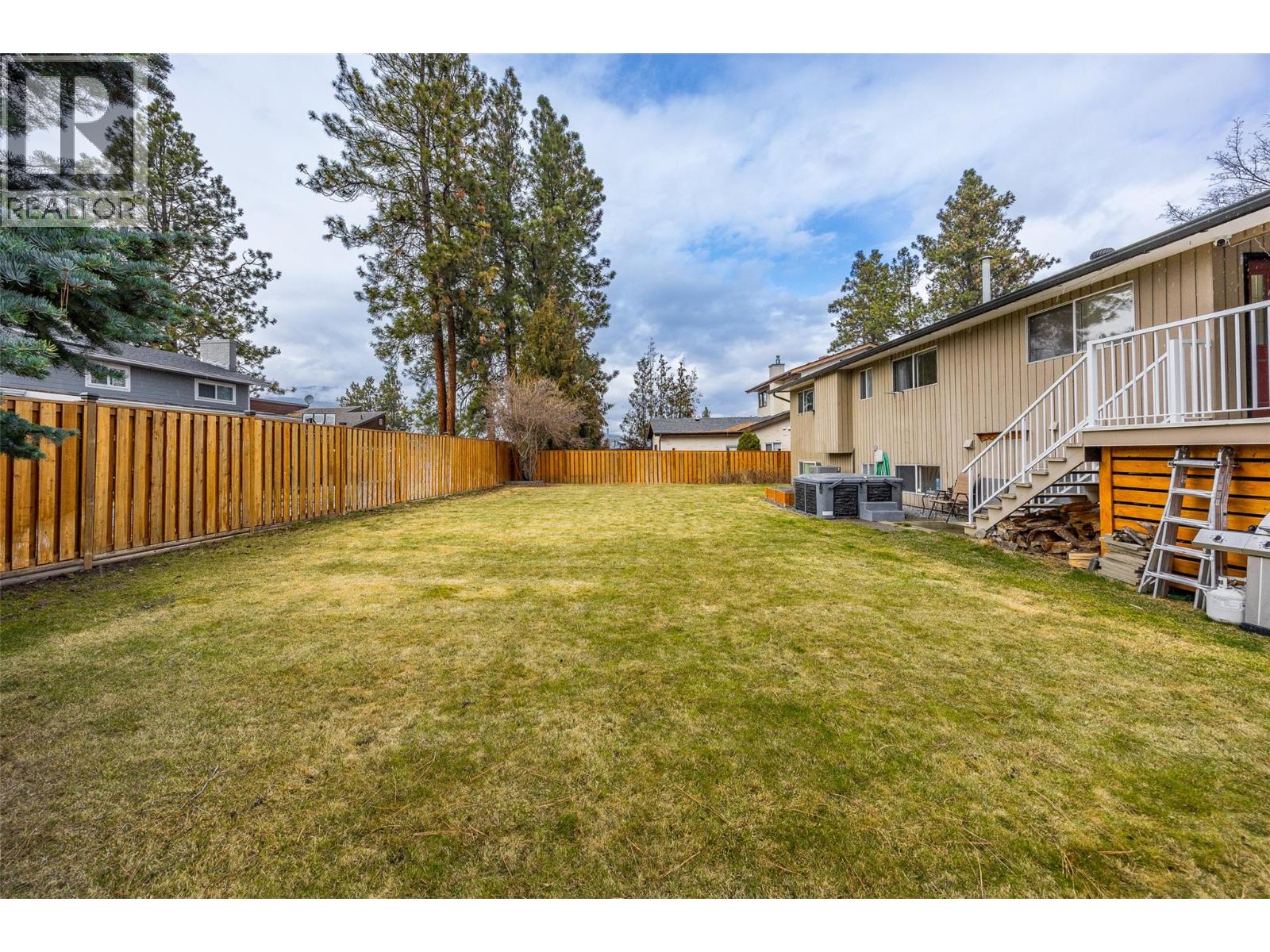 2152 Alexander Place