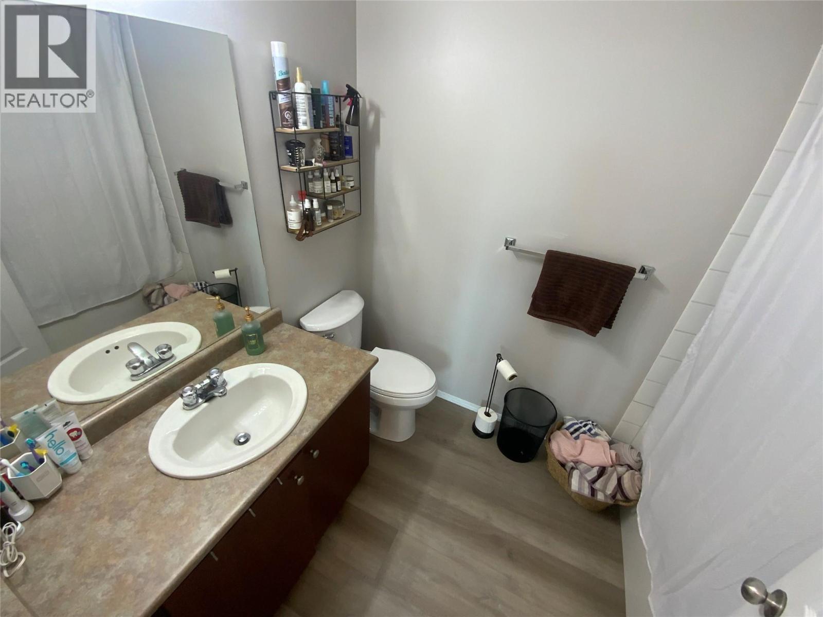 1873 Country Club Road Unit# 2222