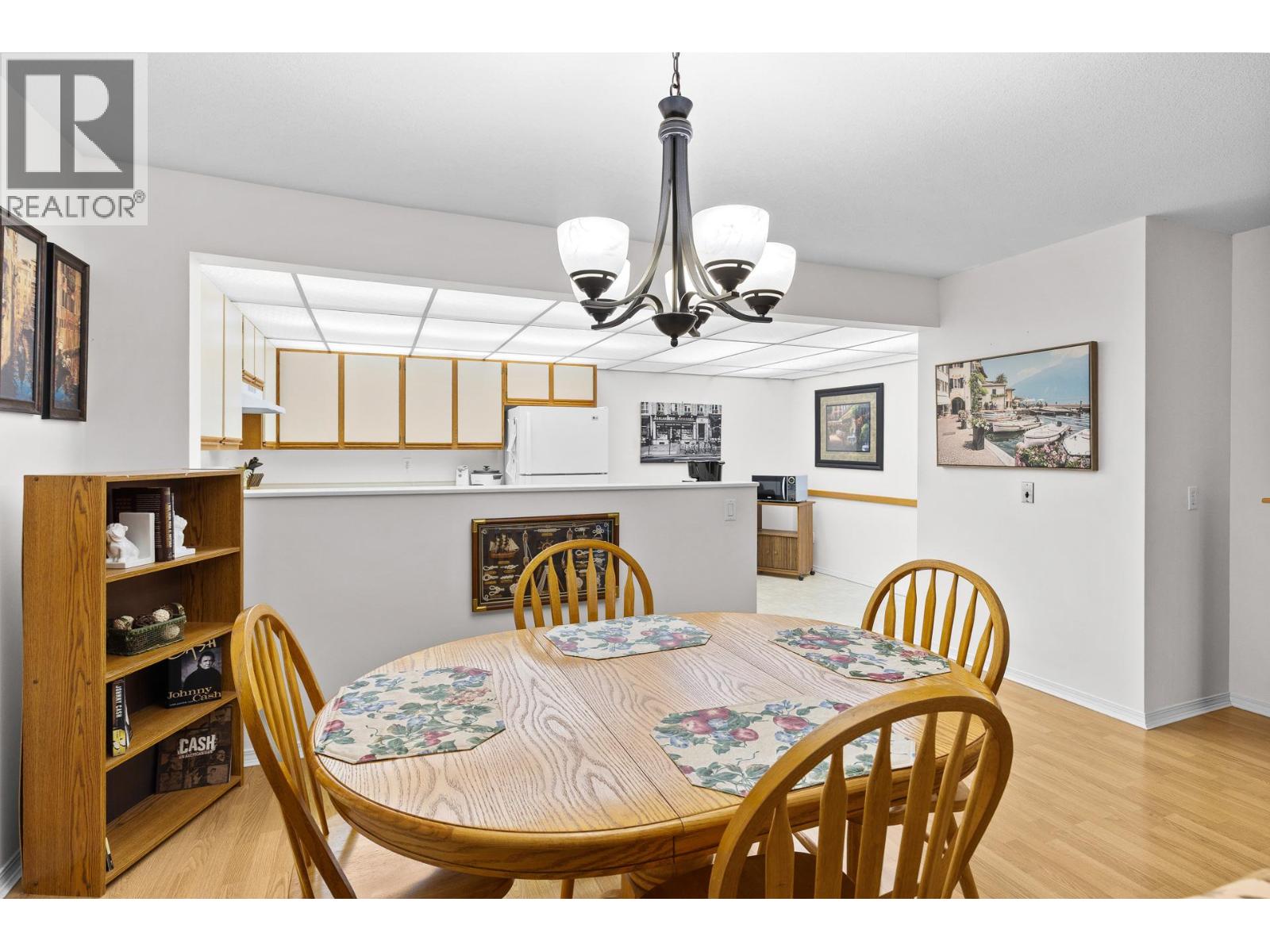 1045 Sutherland Avenue Unit# 214