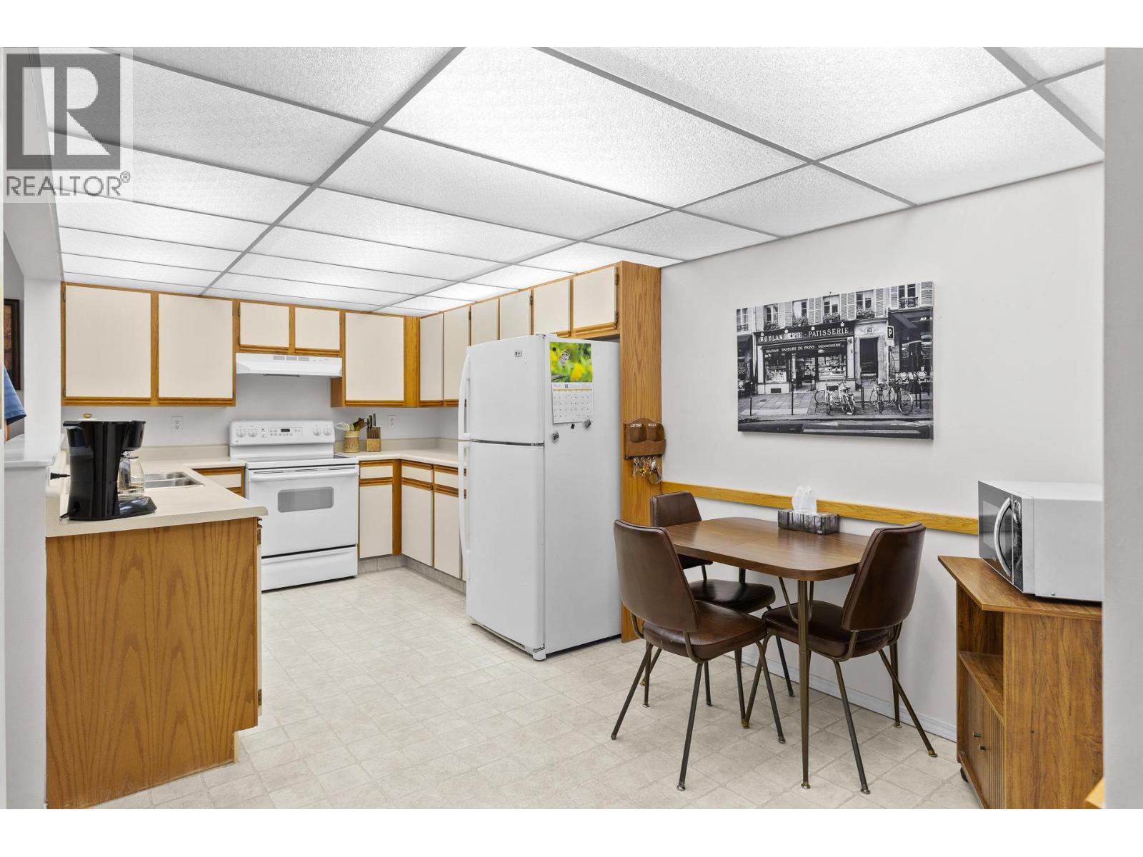 1045 Sutherland Avenue Unit# 214