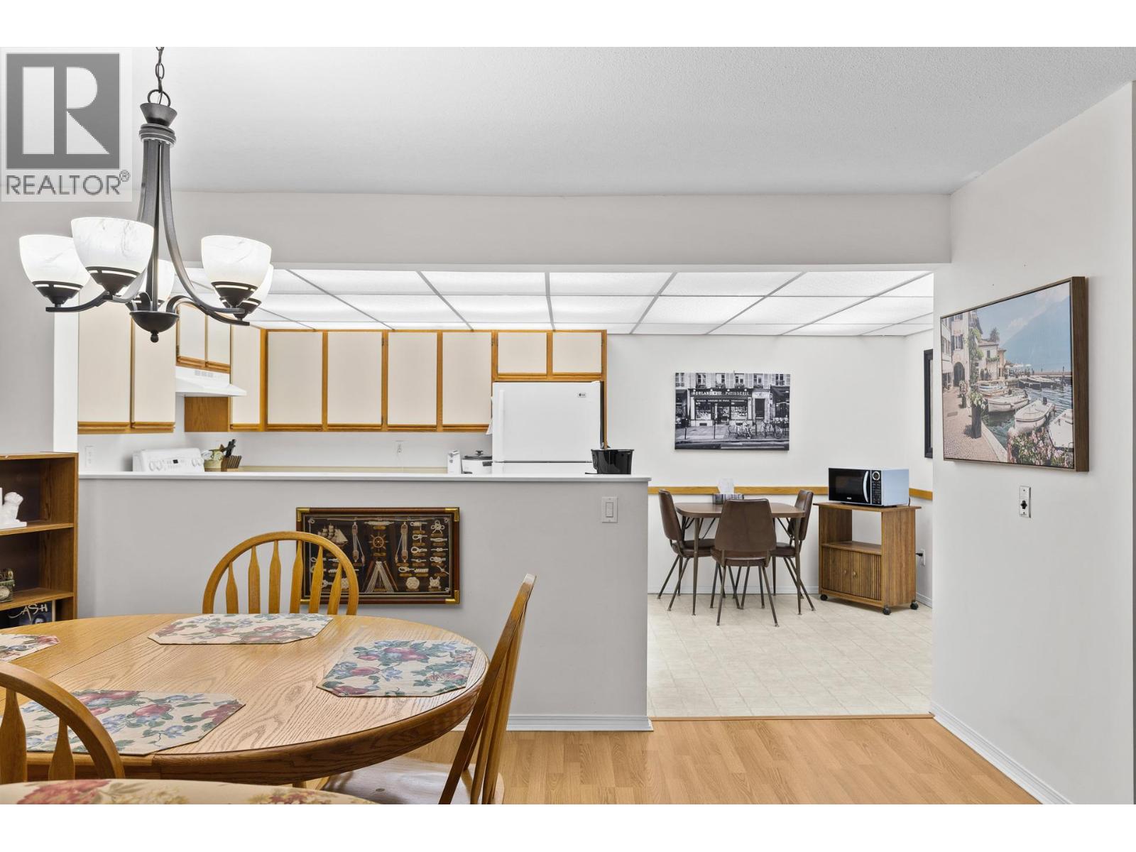 1045 Sutherland Avenue Unit# 214