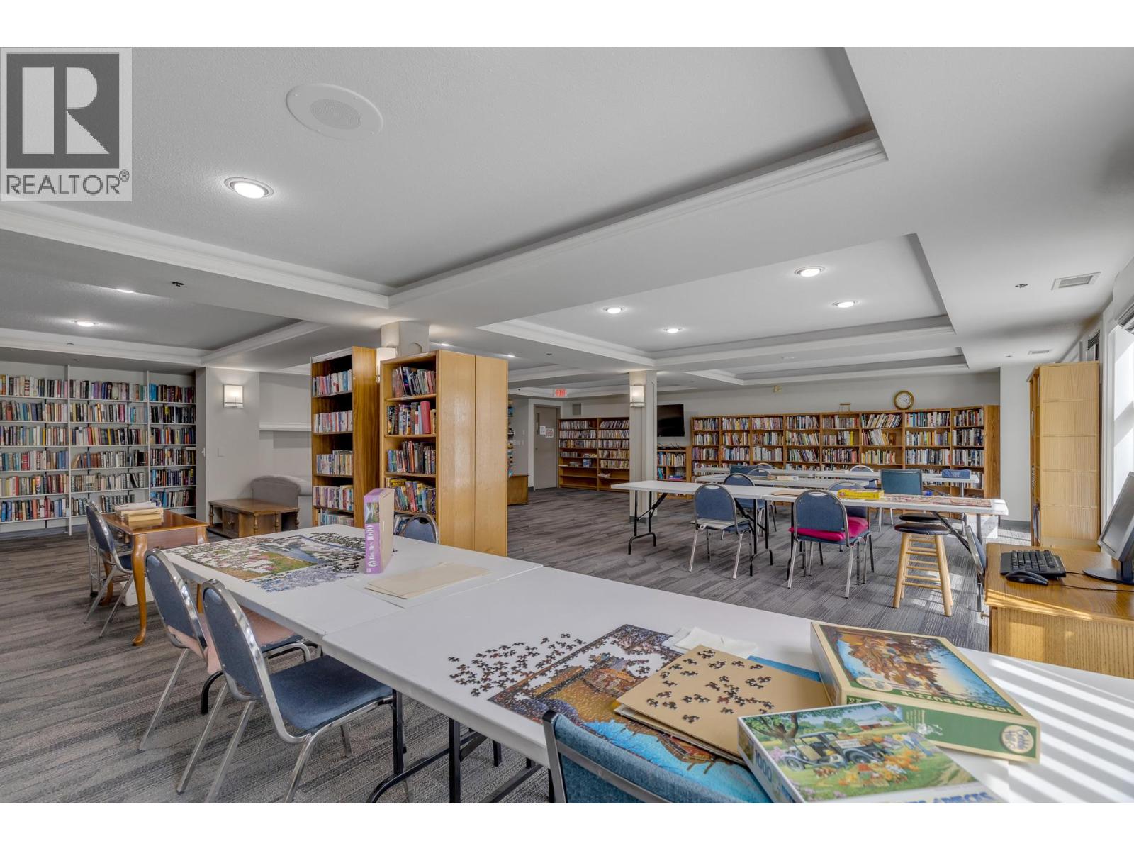 1045 Sutherland Avenue Unit# 214