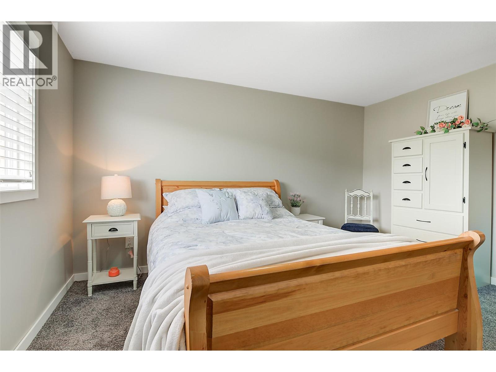 371 Valley Road Unit# 1-3