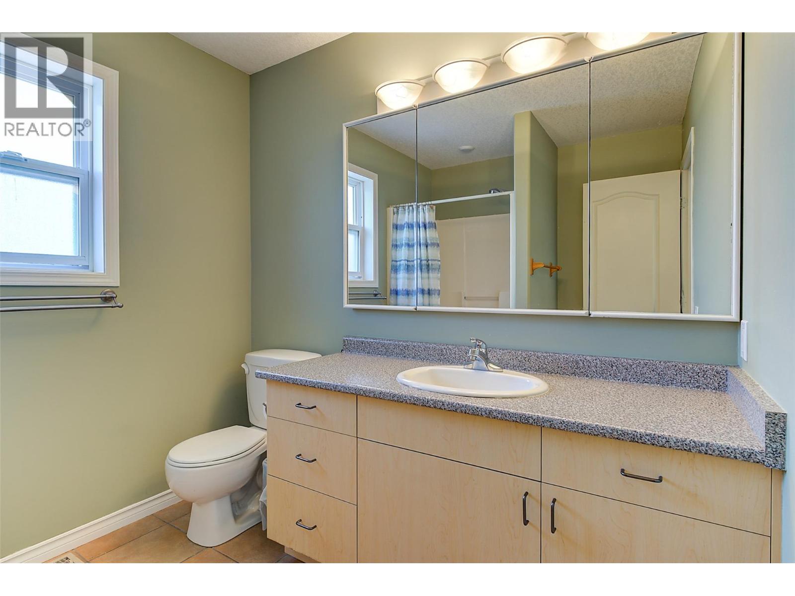 371 Valley Road Unit# 1-3