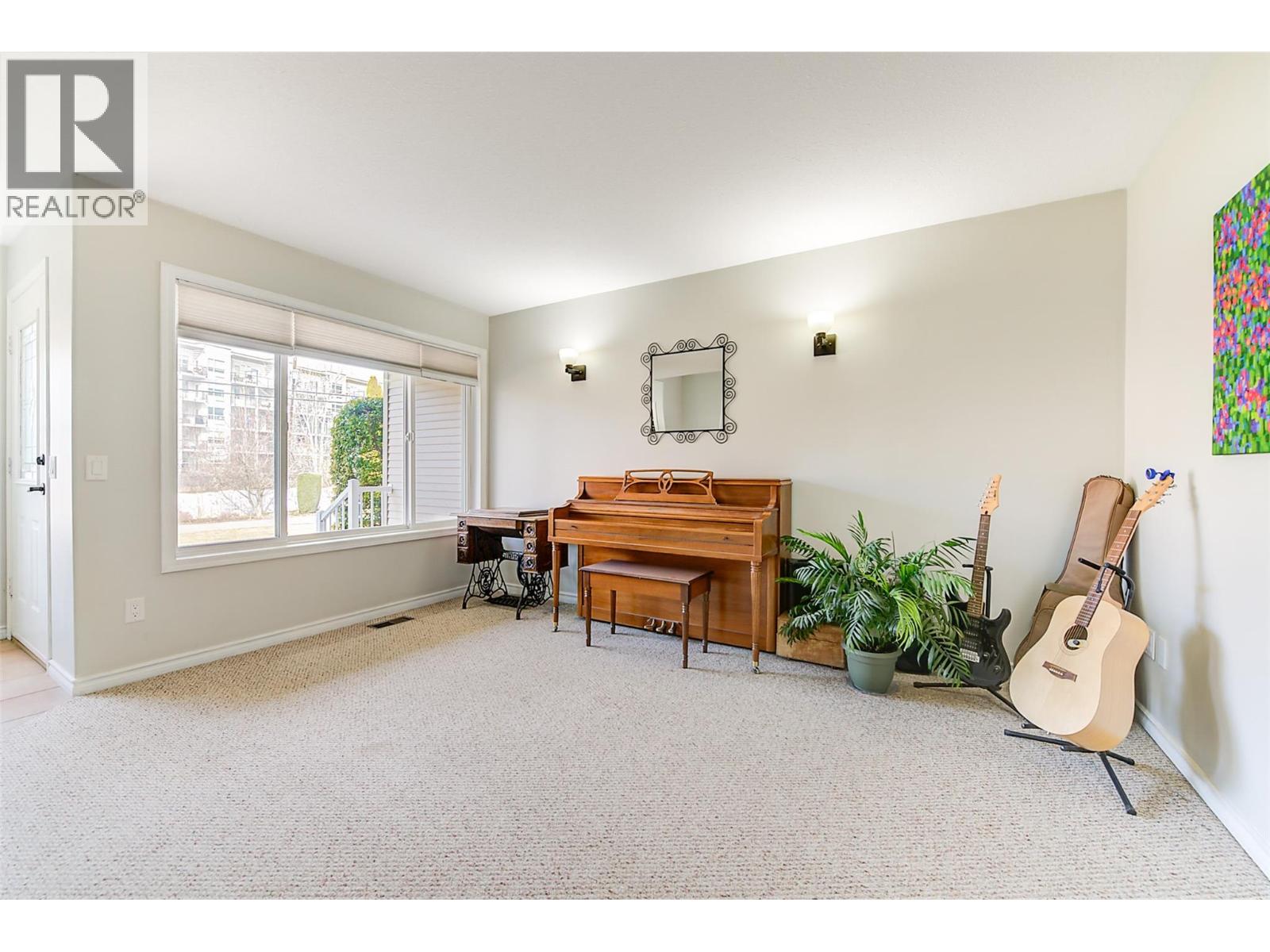 371 Valley Road Unit# 1-3
