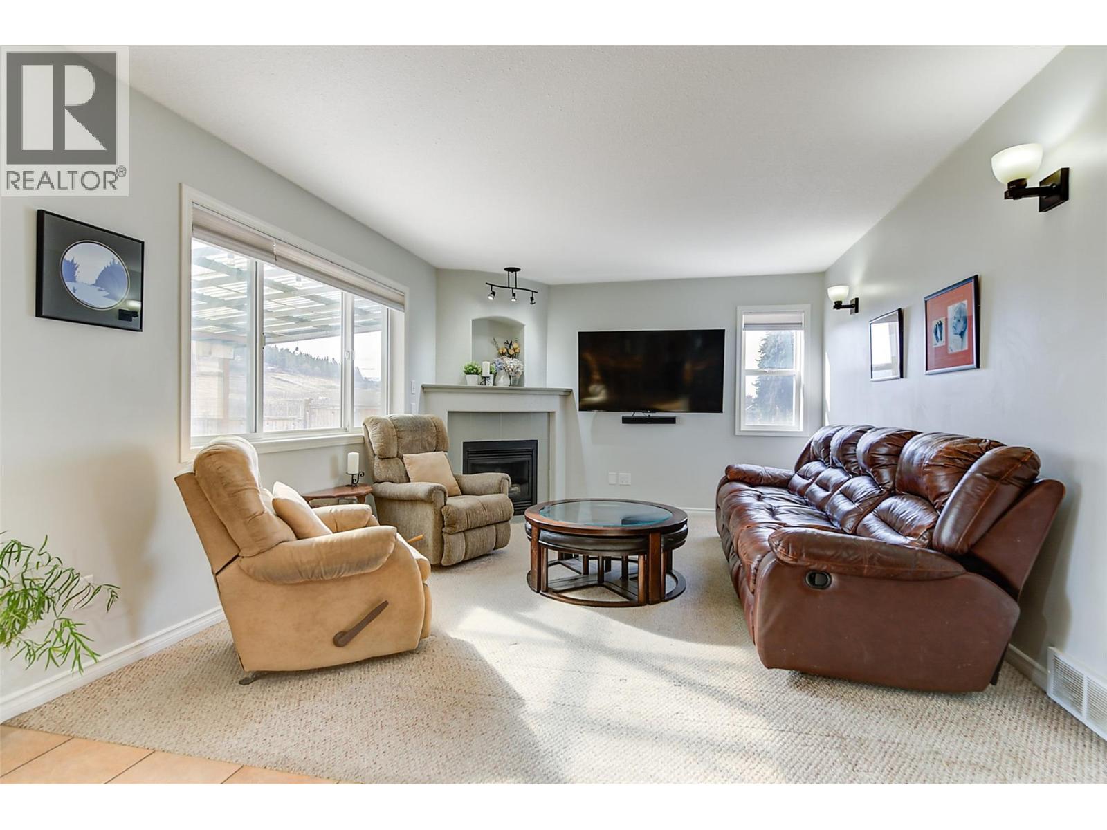 371 Valley Road Unit# 1-3