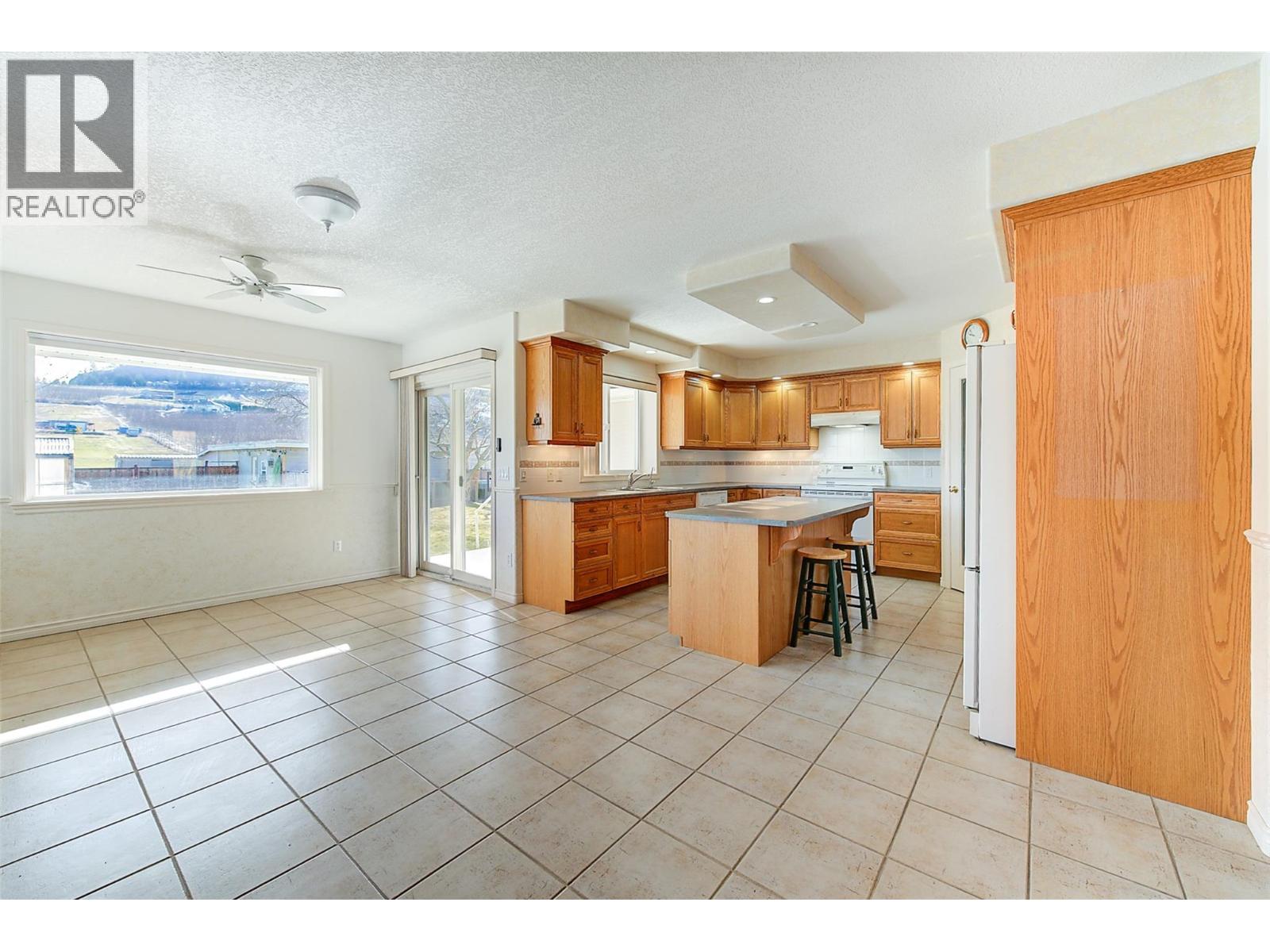371 Valley Road Unit# 1-3
