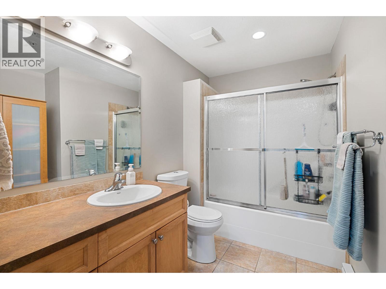 2120 Shannon Ridge Drive Unit# 105