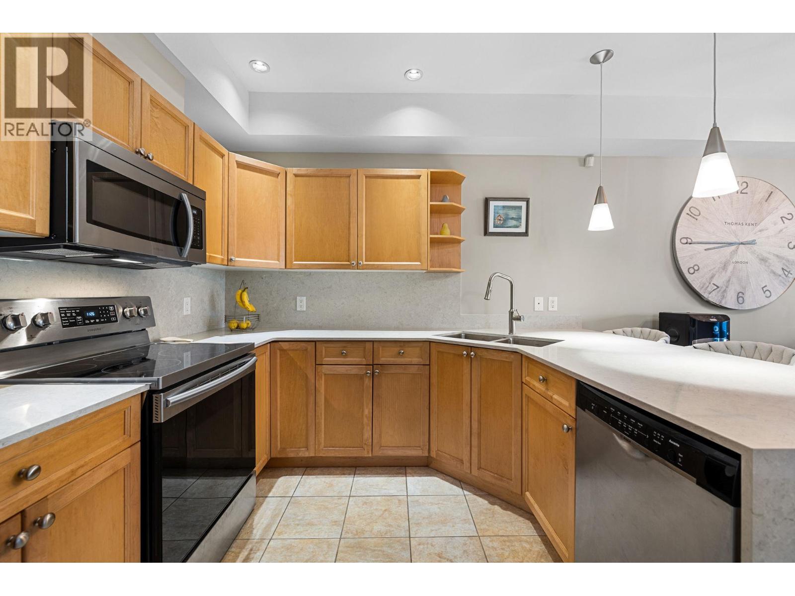 2120 Shannon Ridge Drive Unit# 105