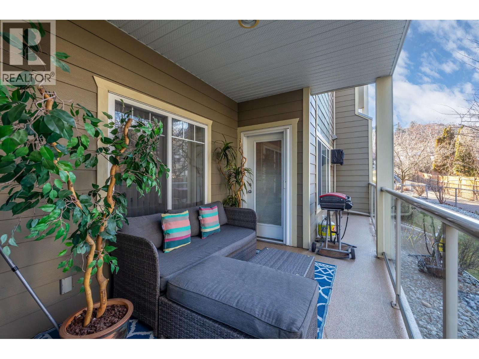 2120 Shannon Ridge Drive Unit# 105