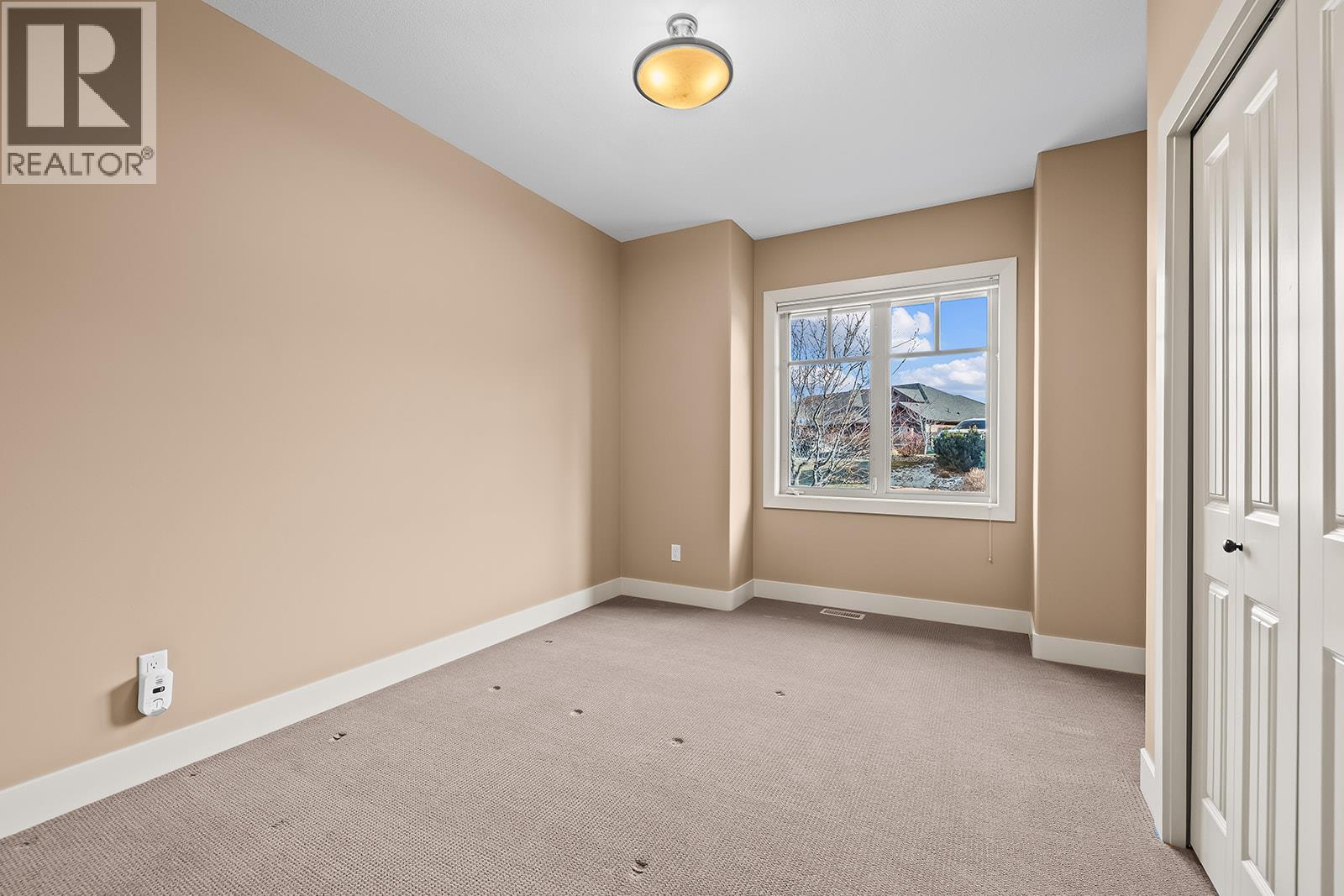2450 Selkirk Drive Unit# 3
