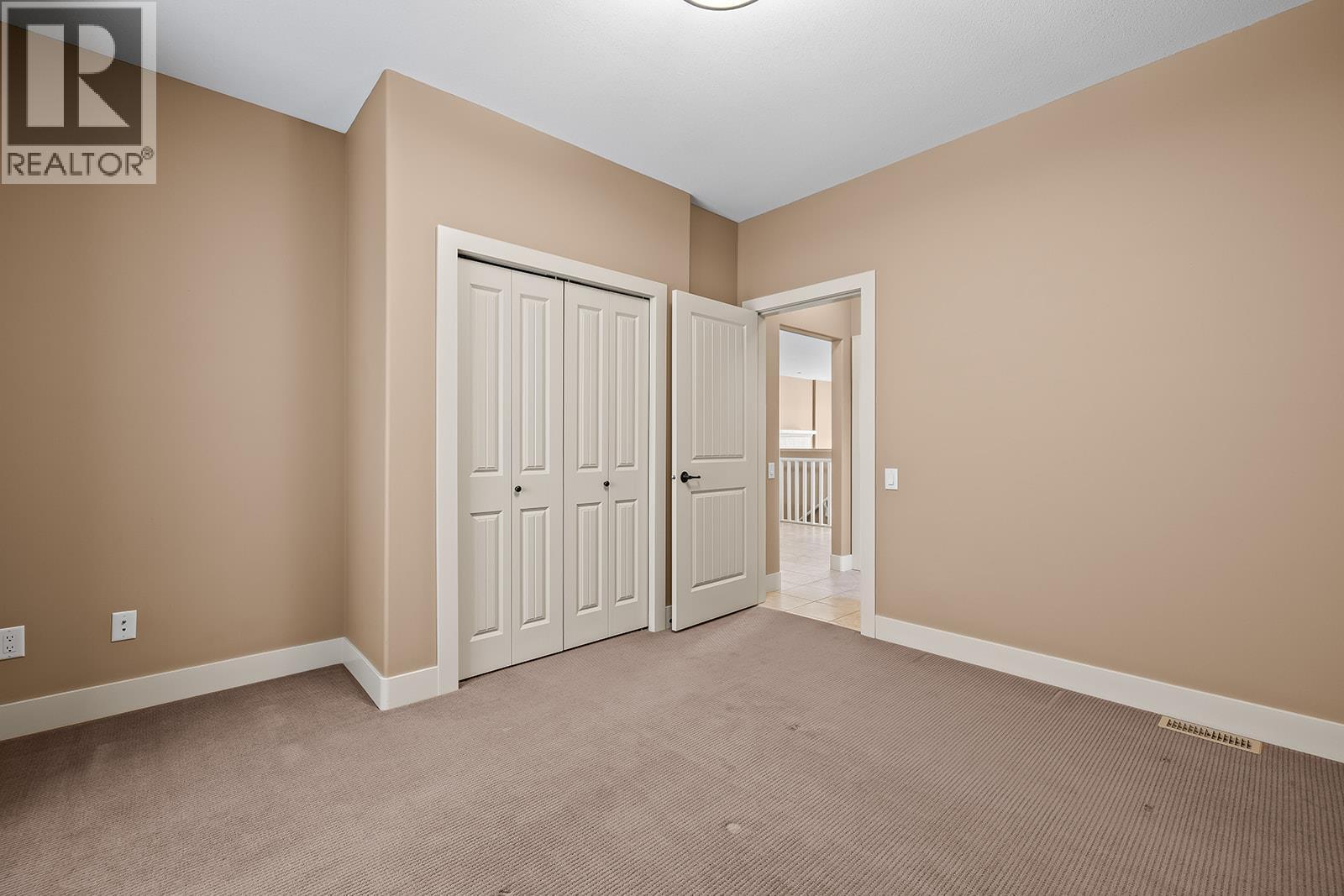 2450 Selkirk Drive Unit# 3