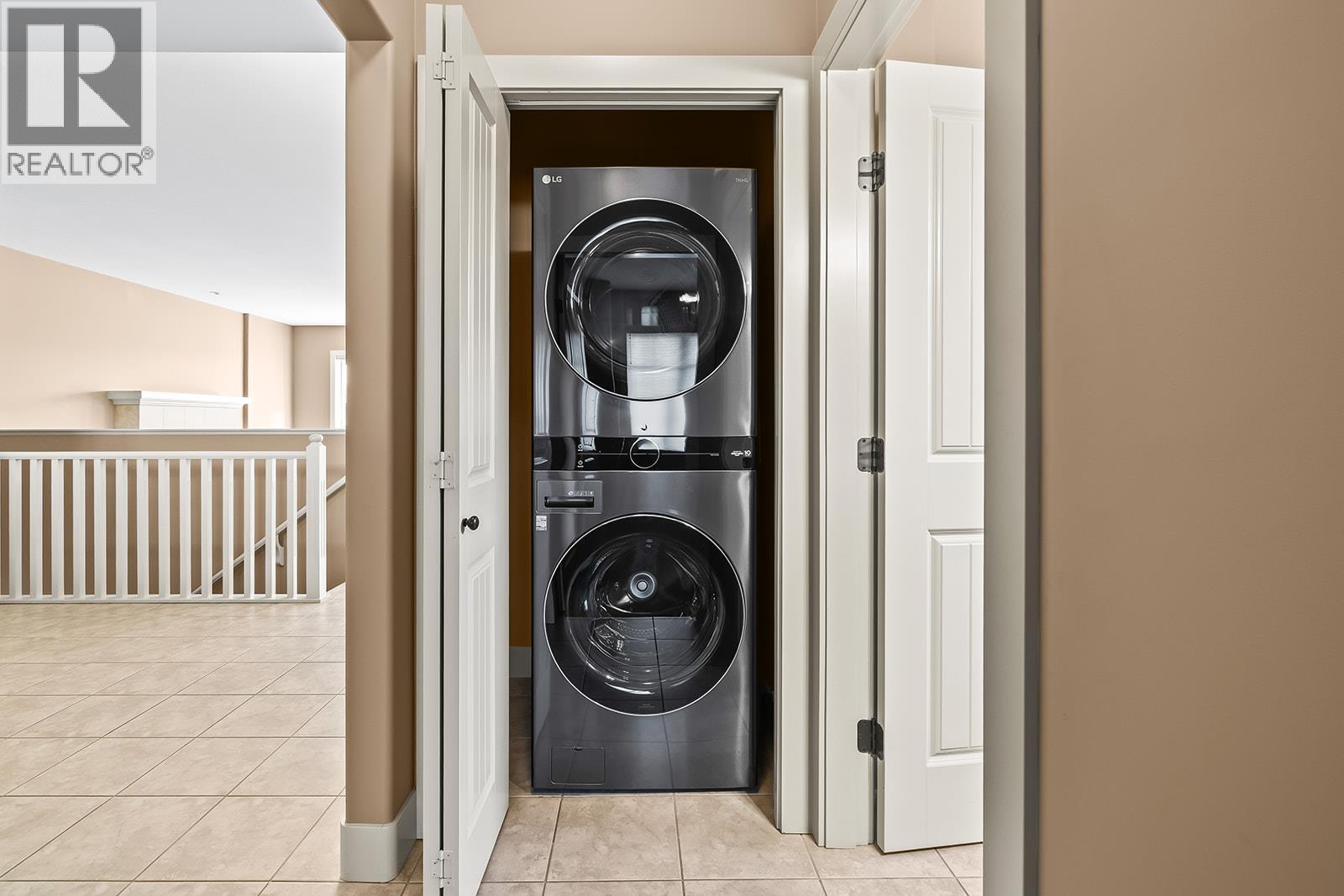 2450 Selkirk Drive Unit# 3