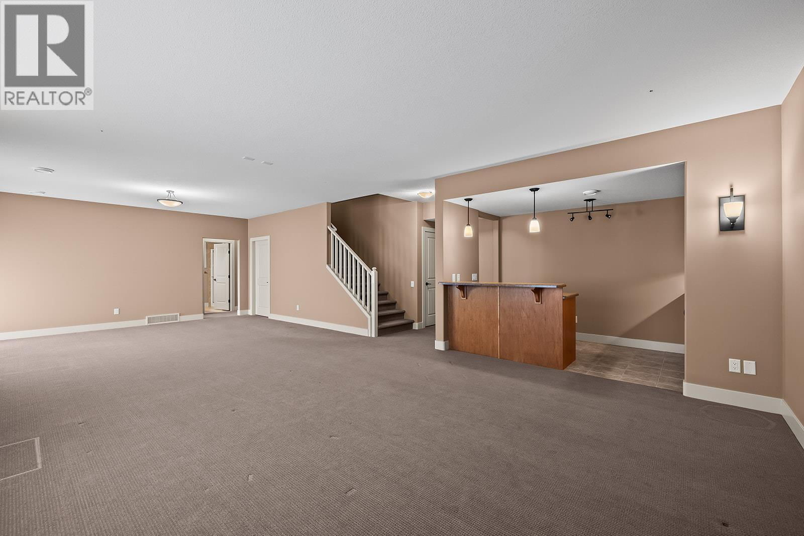 2450 Selkirk Drive Unit# 3