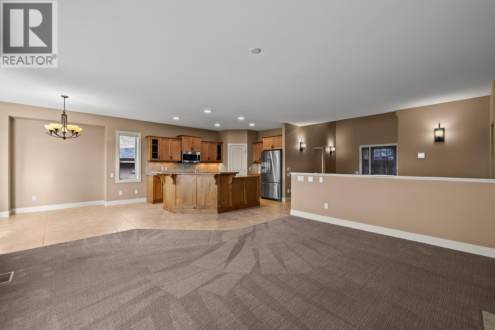 2450 Selkirk Drive Unit# 3
