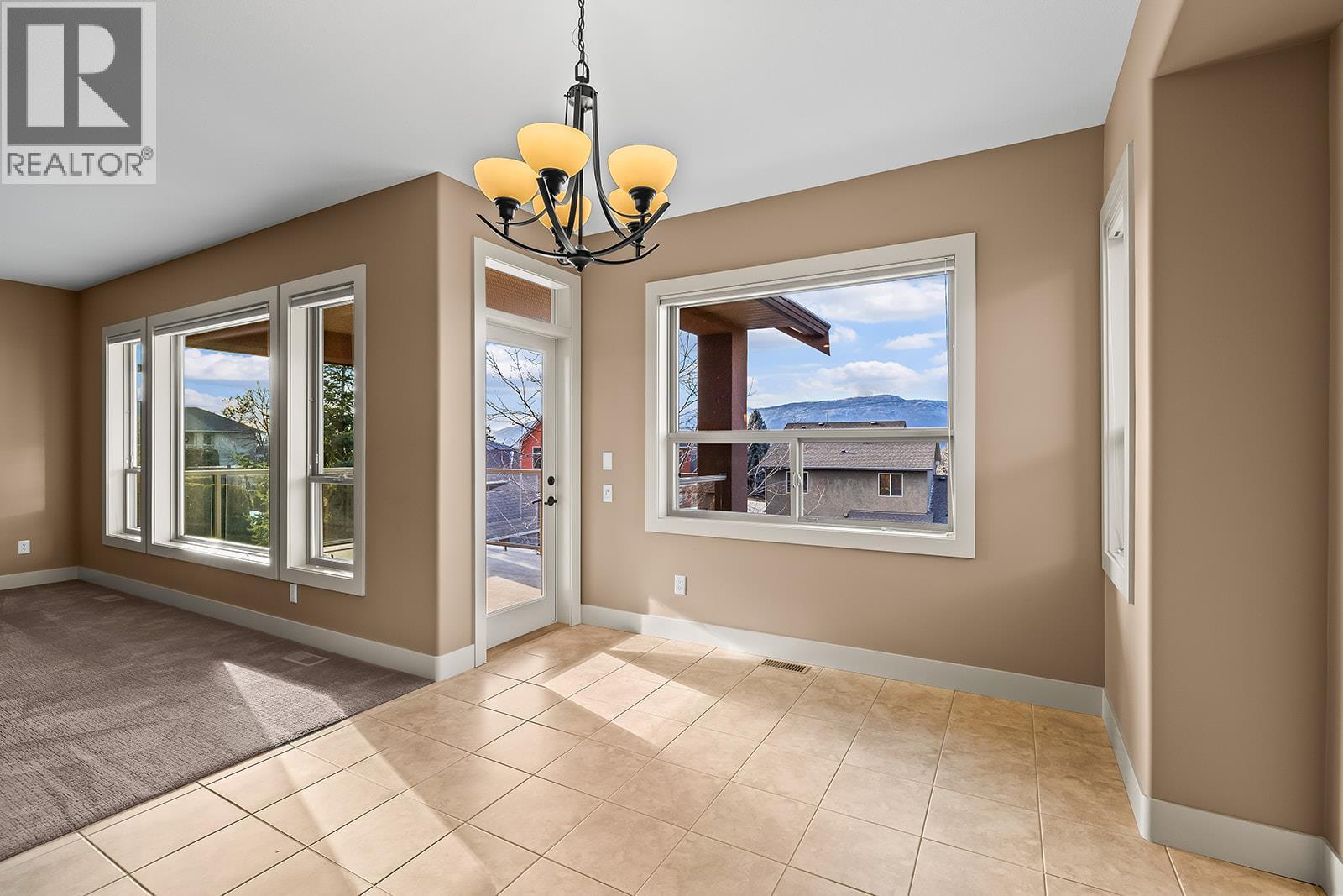 2450 Selkirk Drive Unit# 3