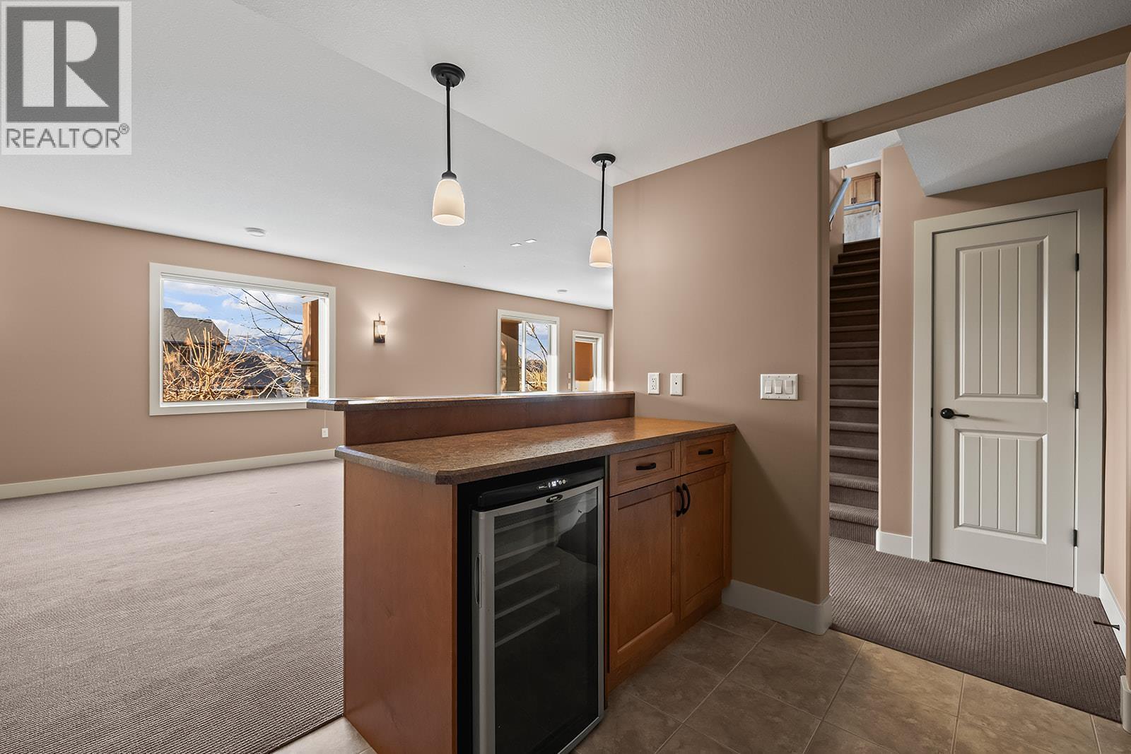 2450 Selkirk Drive Unit# 3