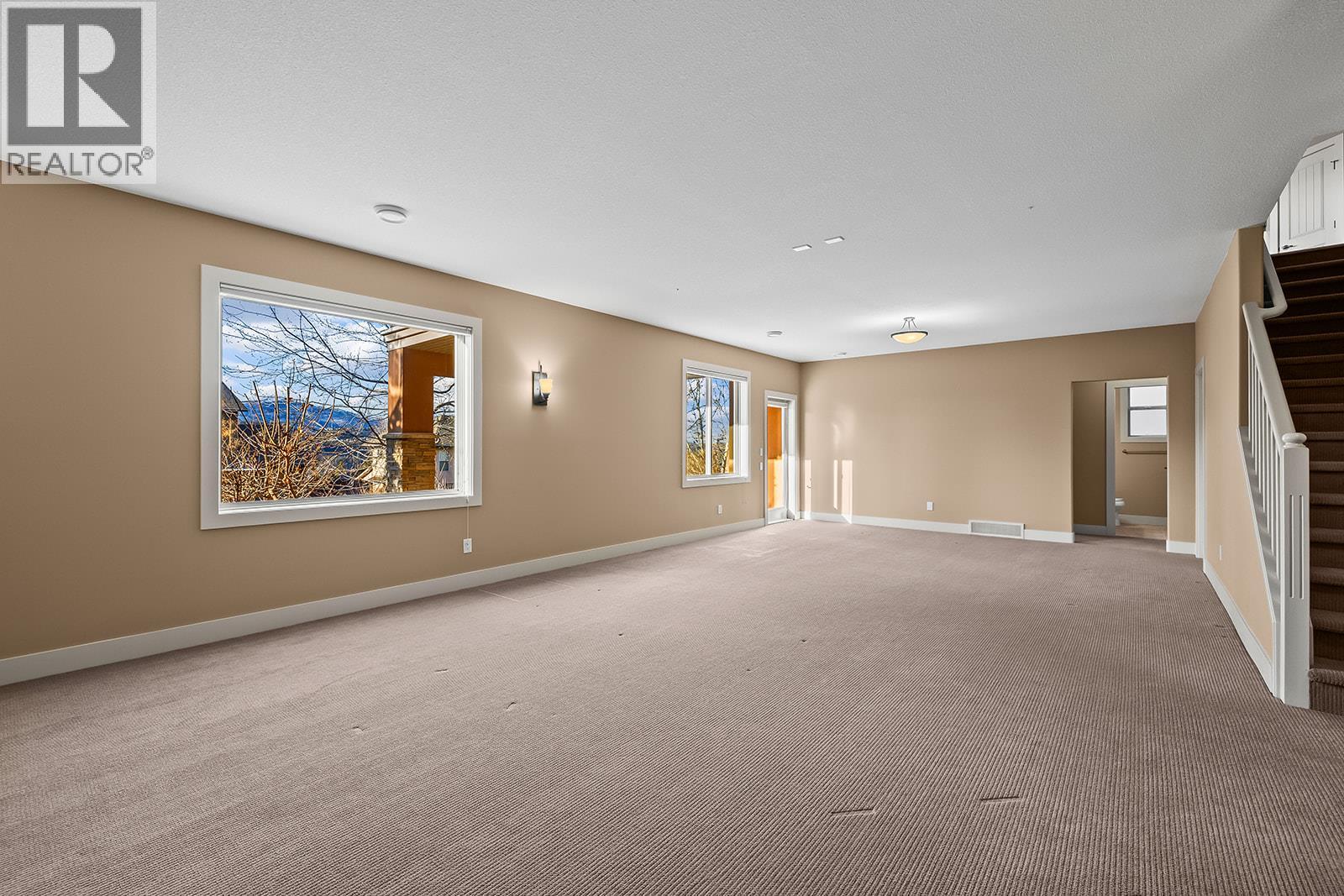 2450 Selkirk Drive Unit# 3