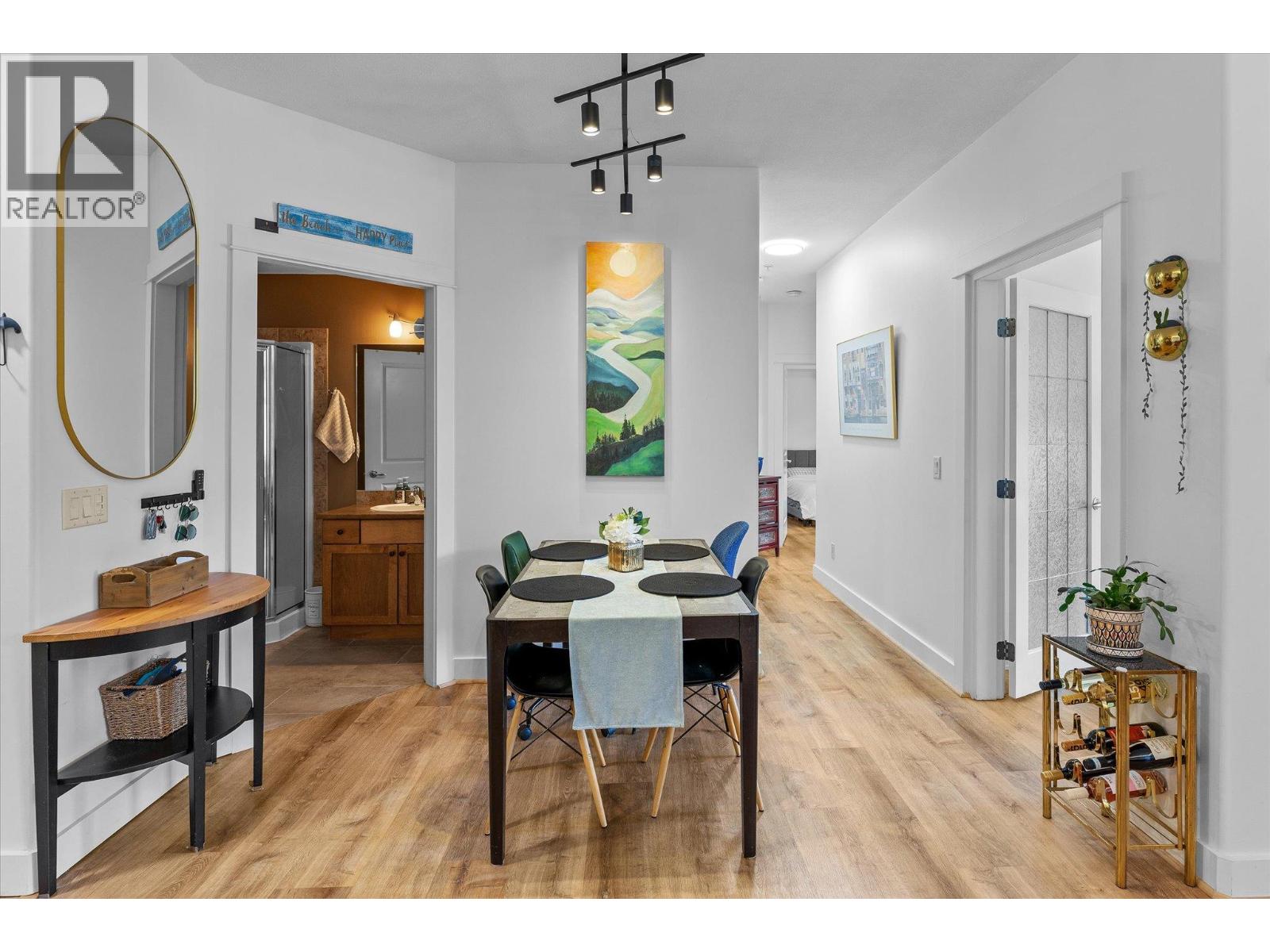 2551 Shoreline Drive Unit# 204