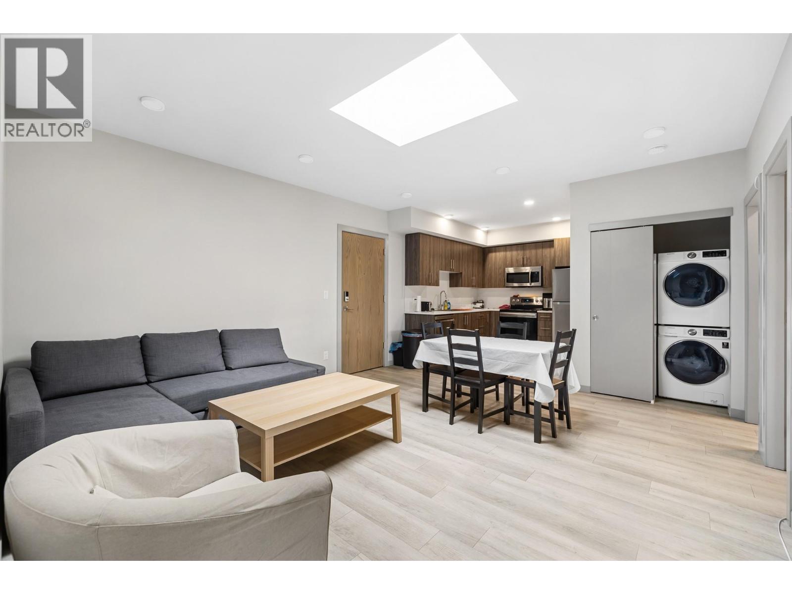 345 Dougall Road Unit# PH9