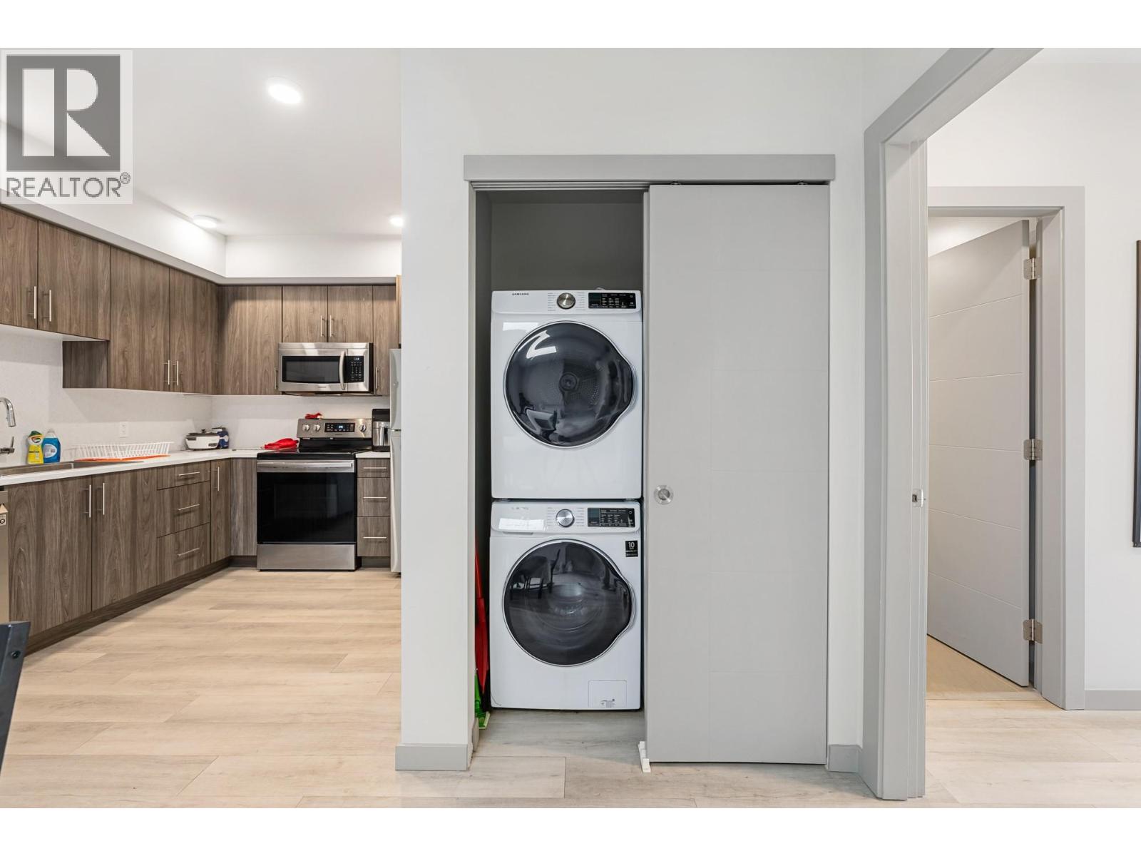 345 Dougall Road Unit# PH9