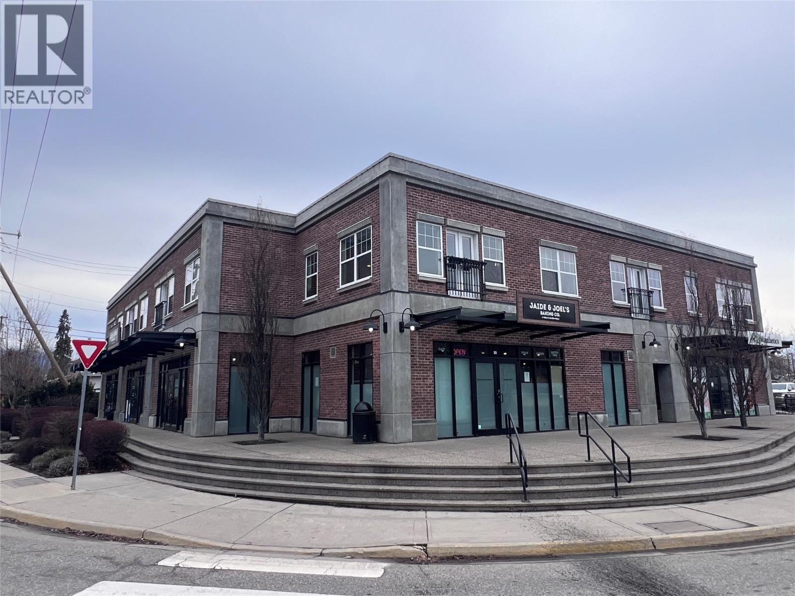 555 Montgomery Road Unit# 104