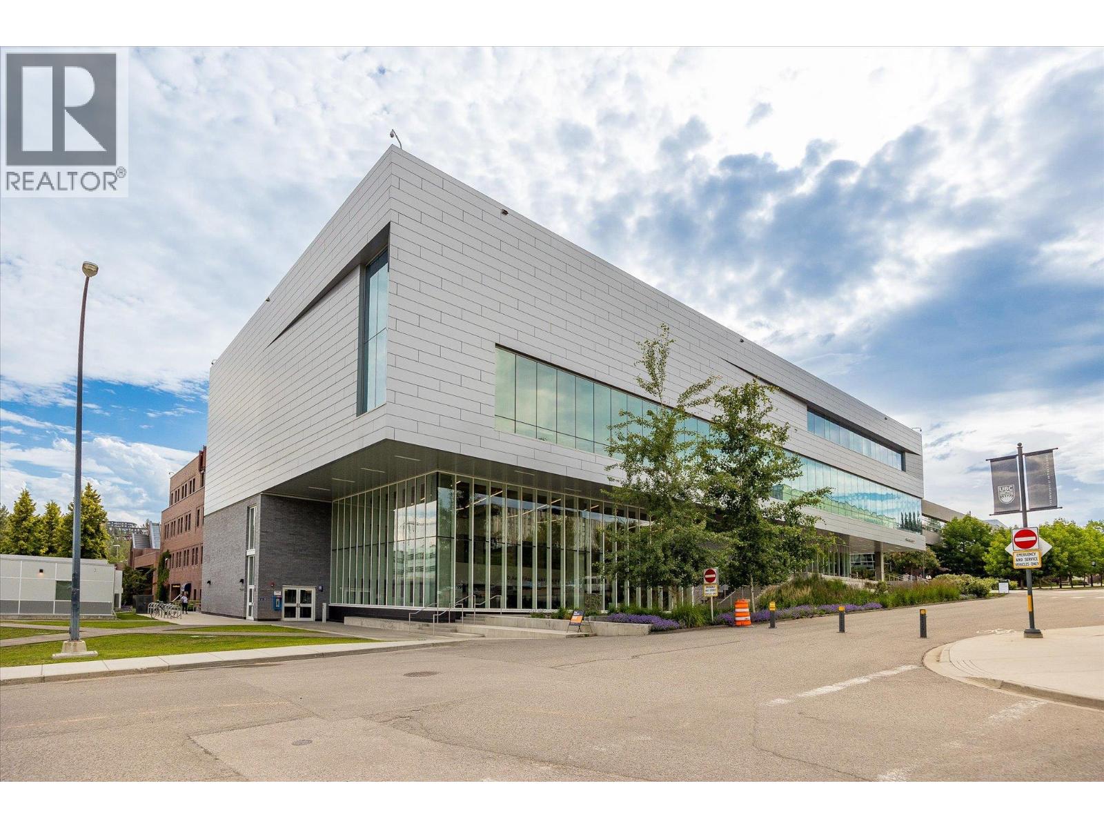 655 Academy Way Unit# 212