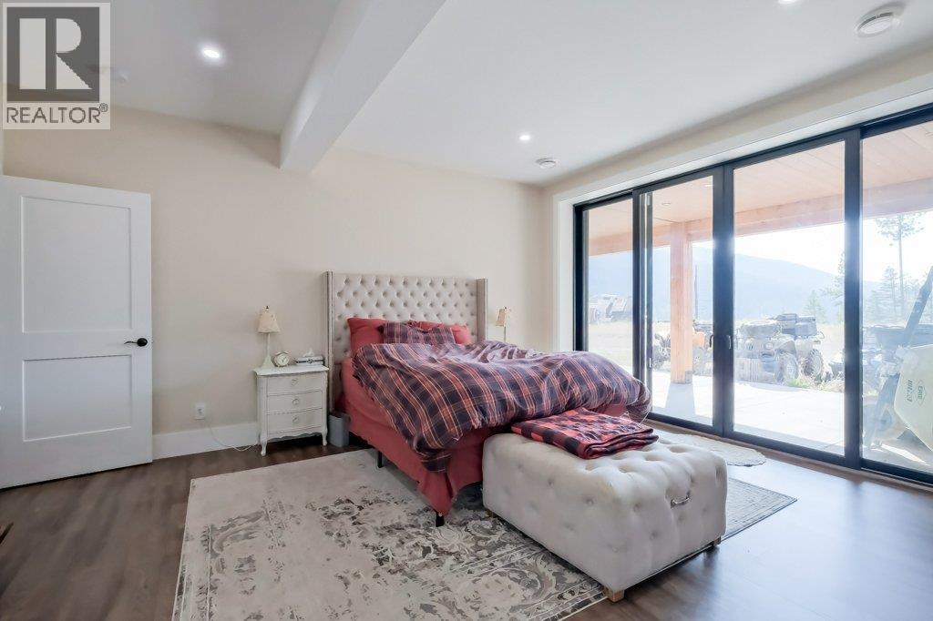 7839 Falcon Ridge Crescent