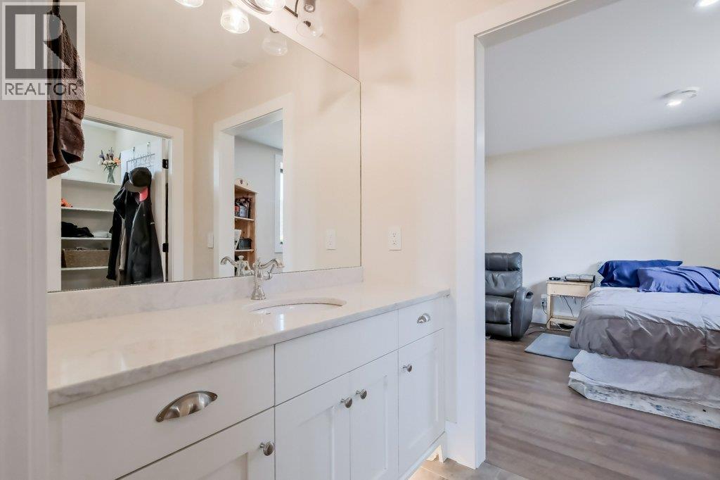 7839 Falcon Ridge Crescent