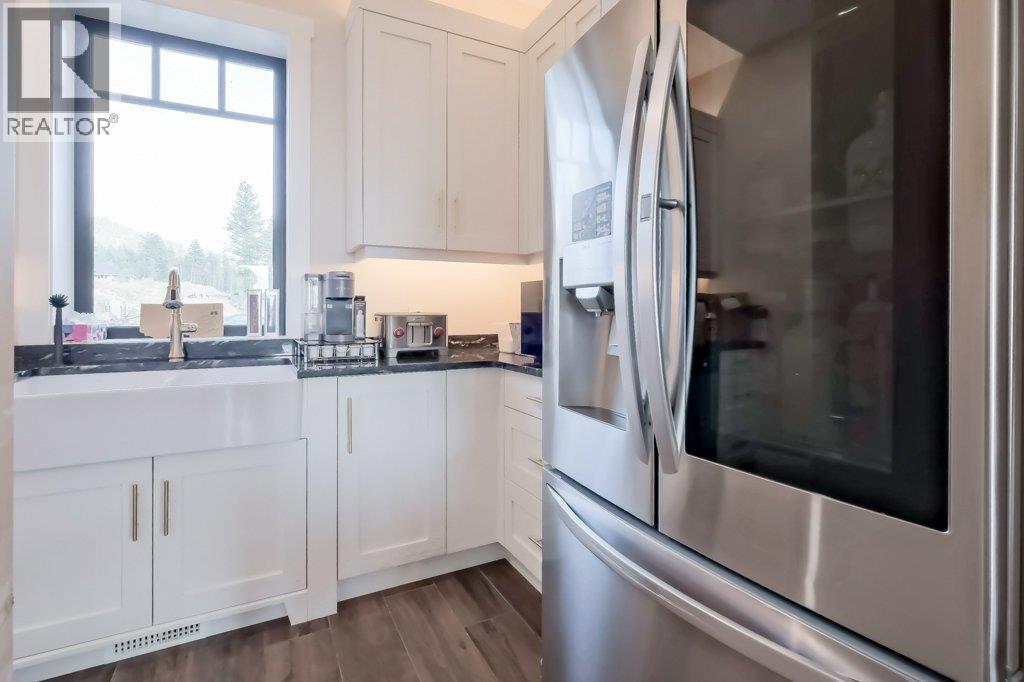7839 Falcon Ridge Crescent