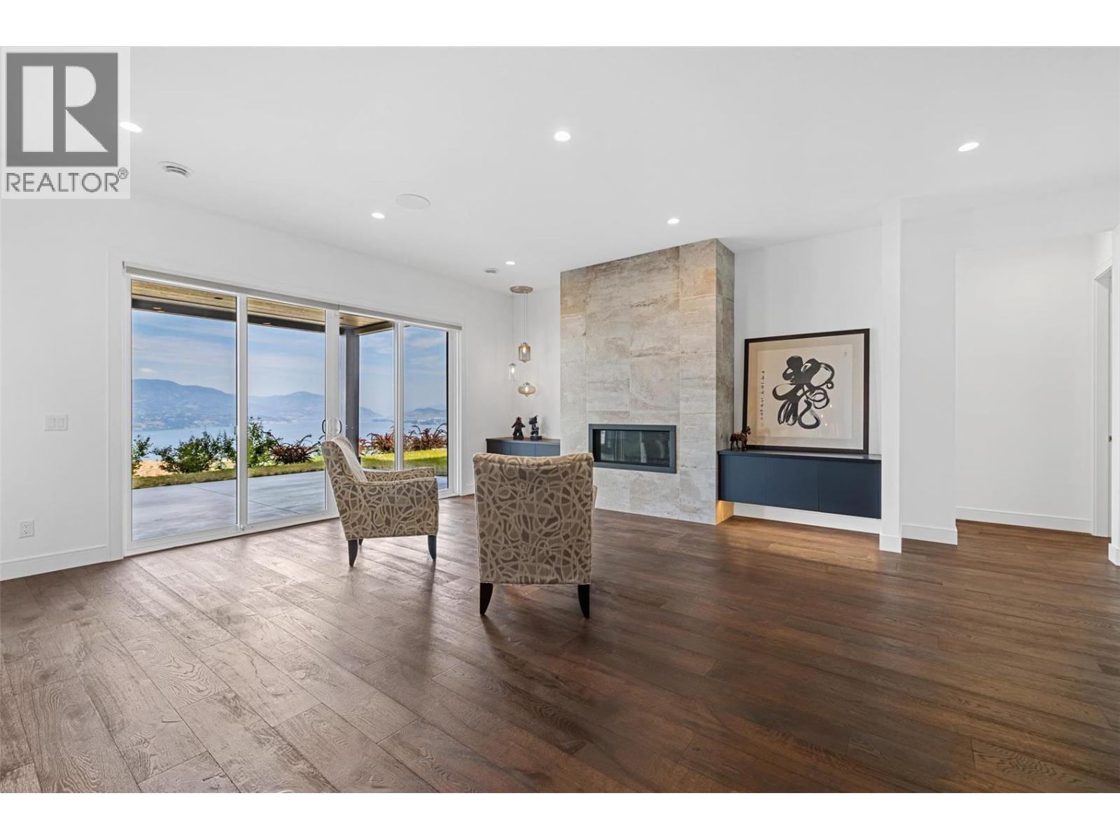 5576 Upper Mission Drive