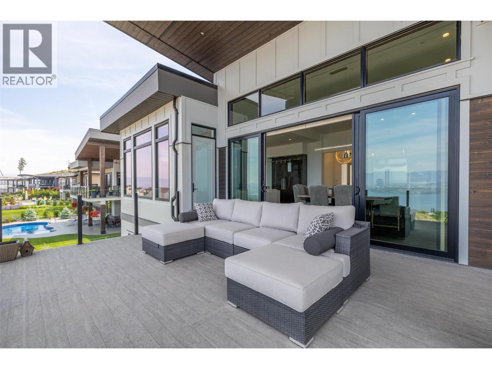 5576 Upper Mission Drive