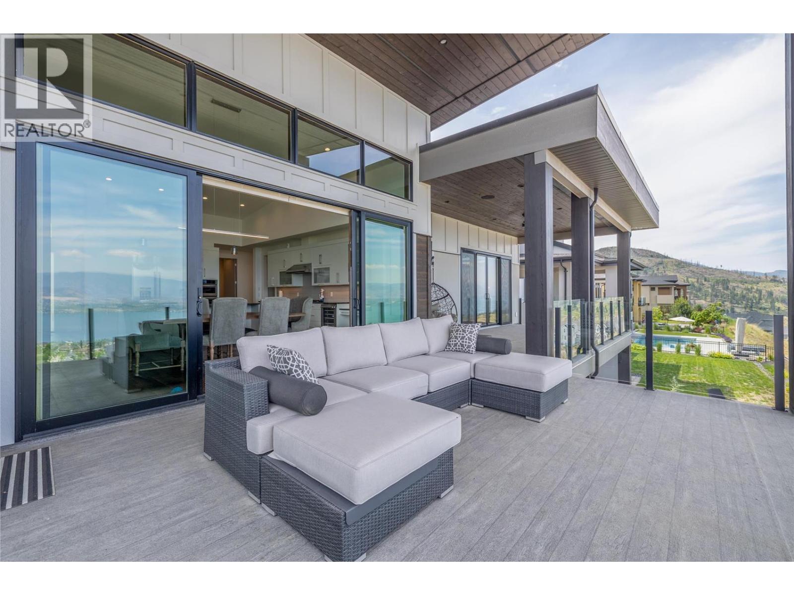 5576 Upper Mission Drive