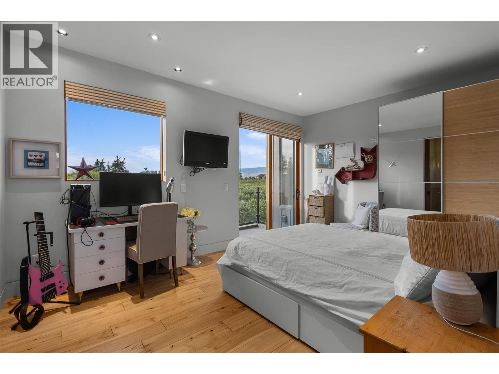 3194 Dunster Road