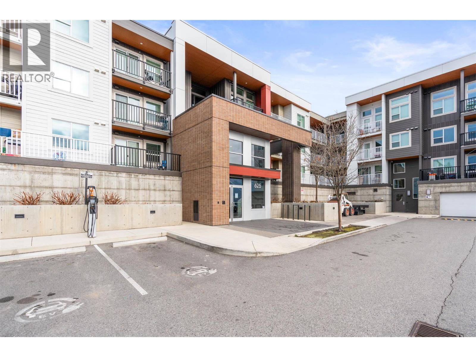 625 Academy Way Unit# PH25