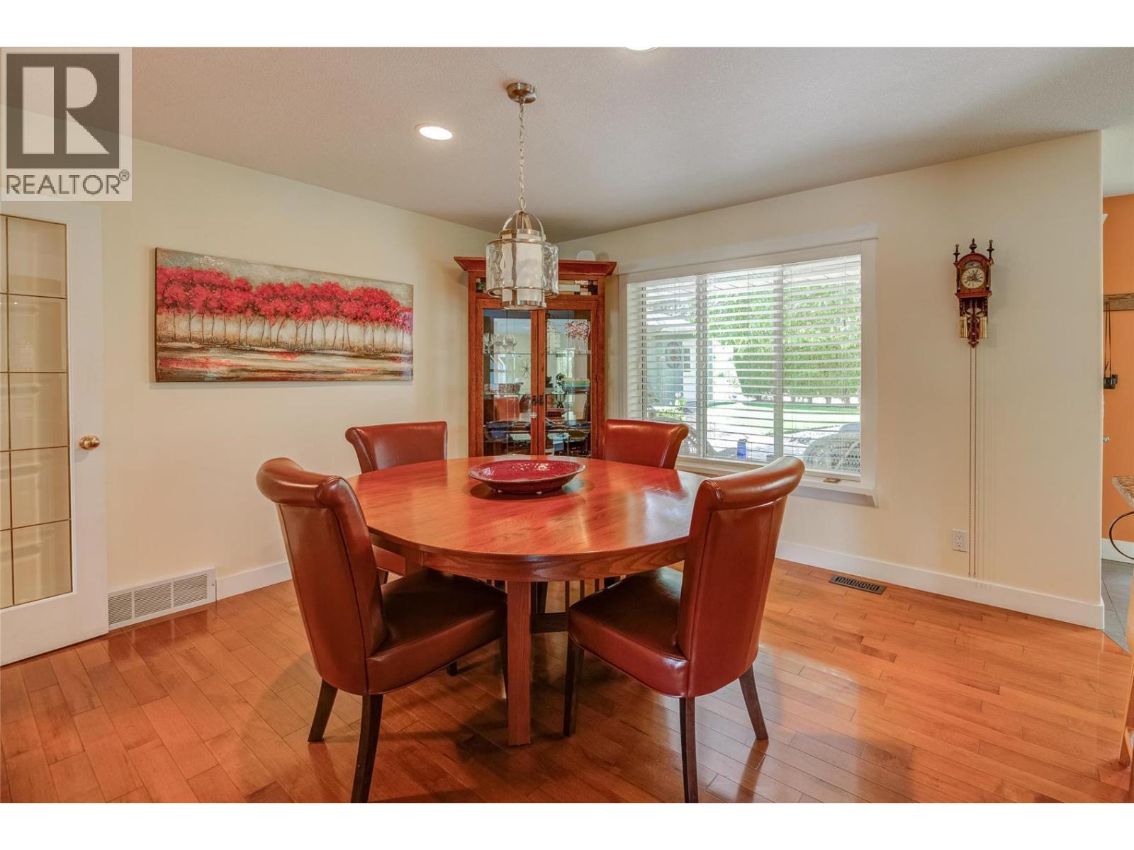 1870 Bayview Court