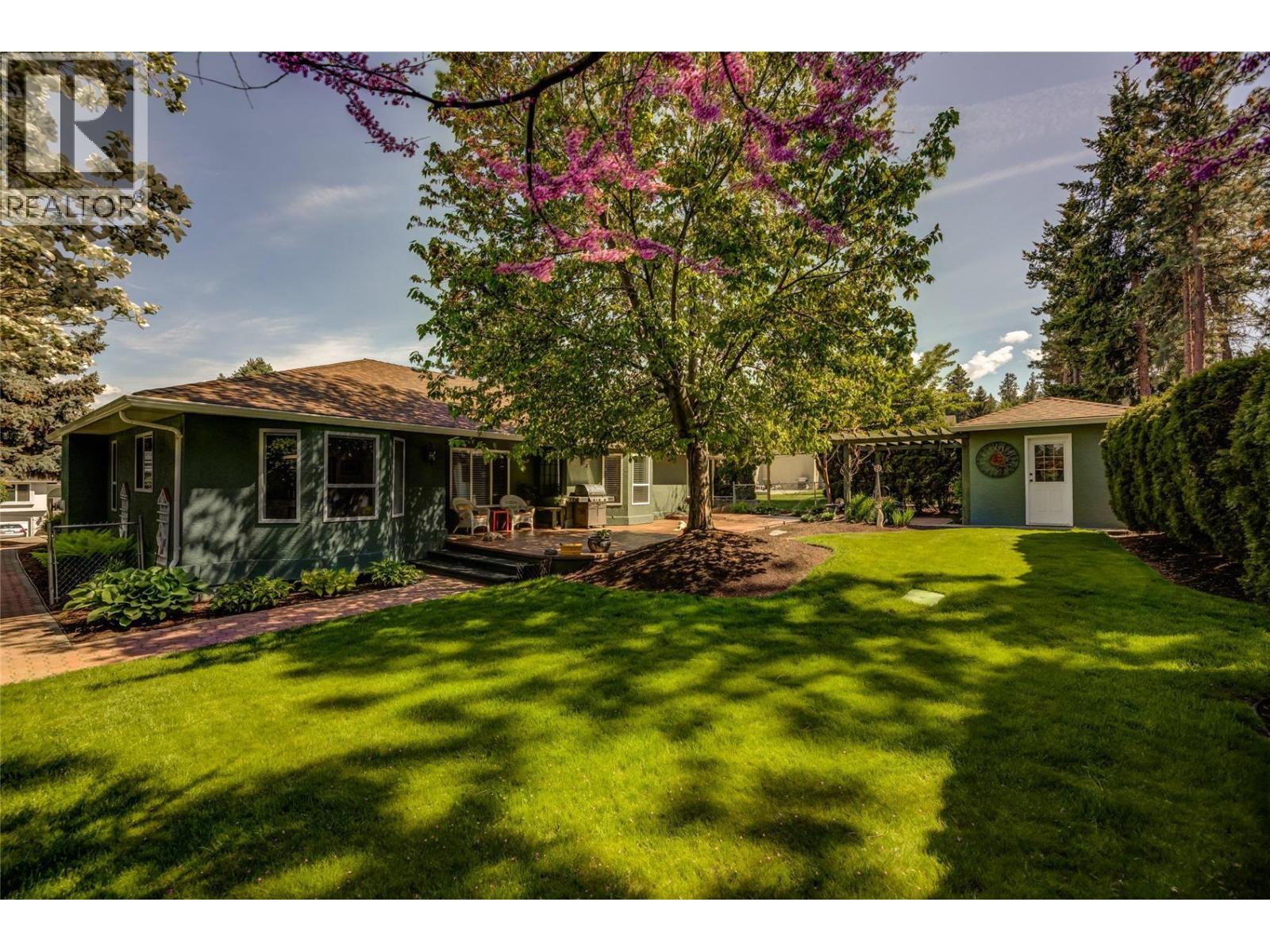 1870 Bayview Court