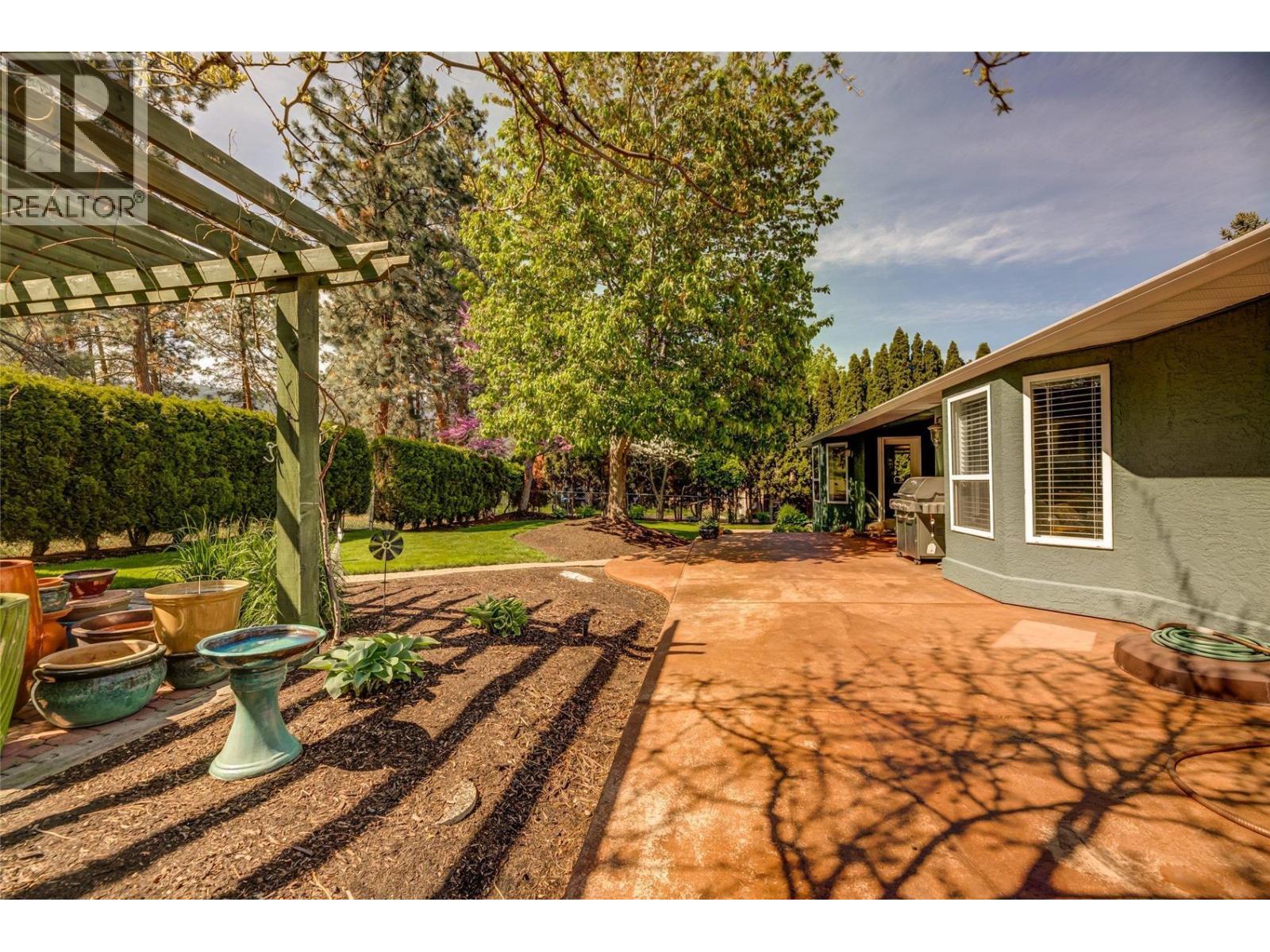 1870 Bayview Court