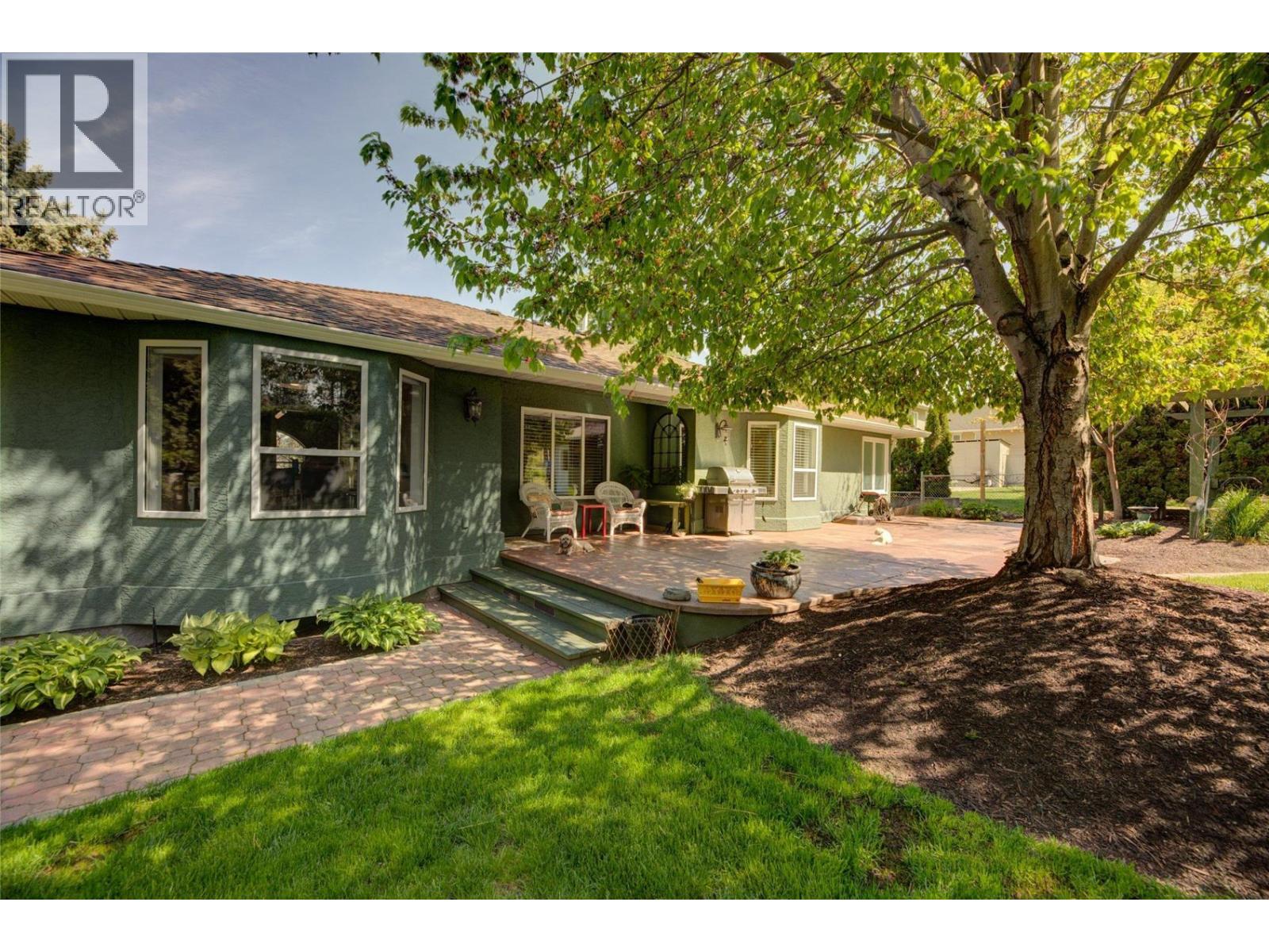 1870 Bayview Court