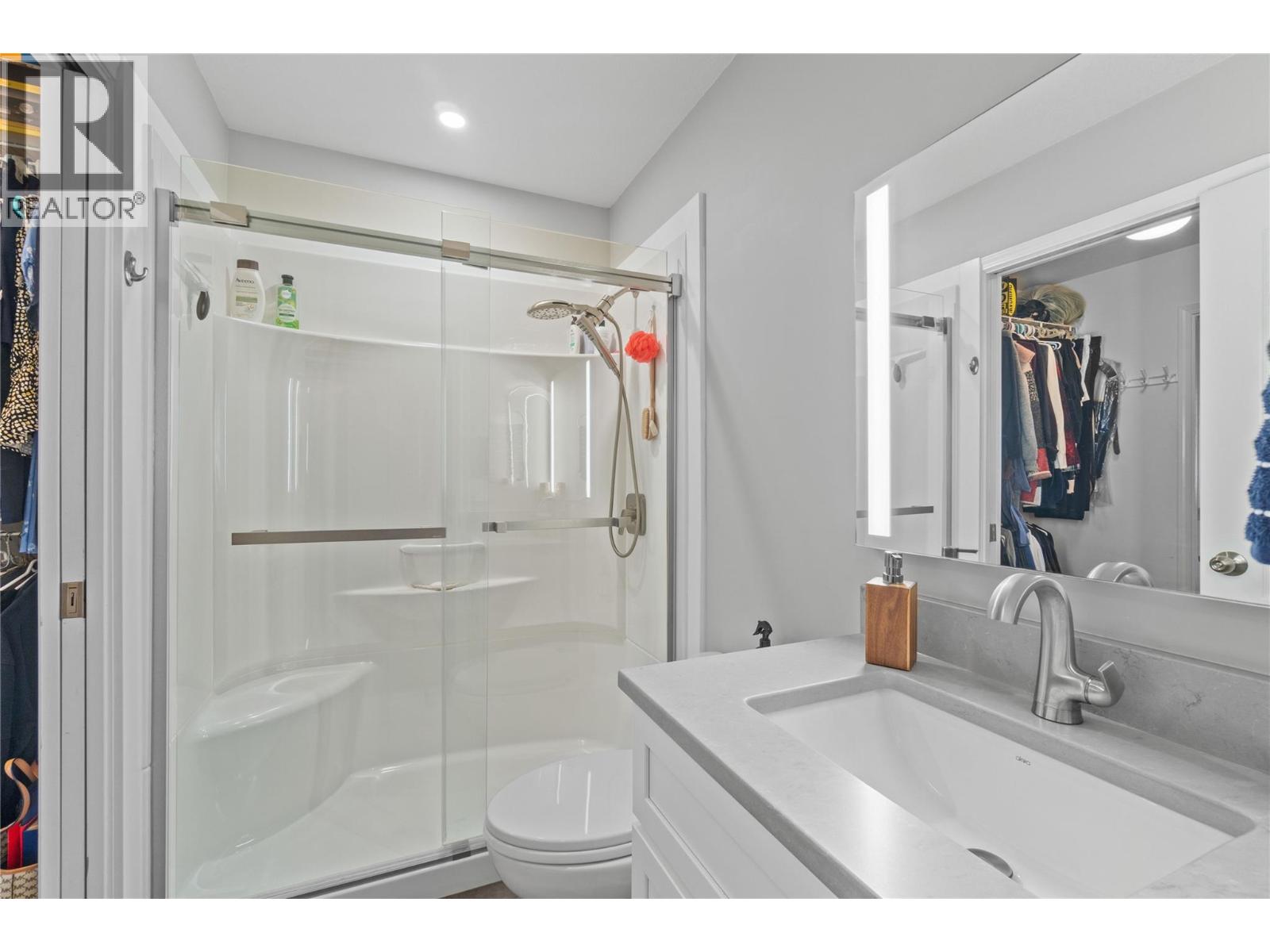 2210 Louie Drive Unit# 14