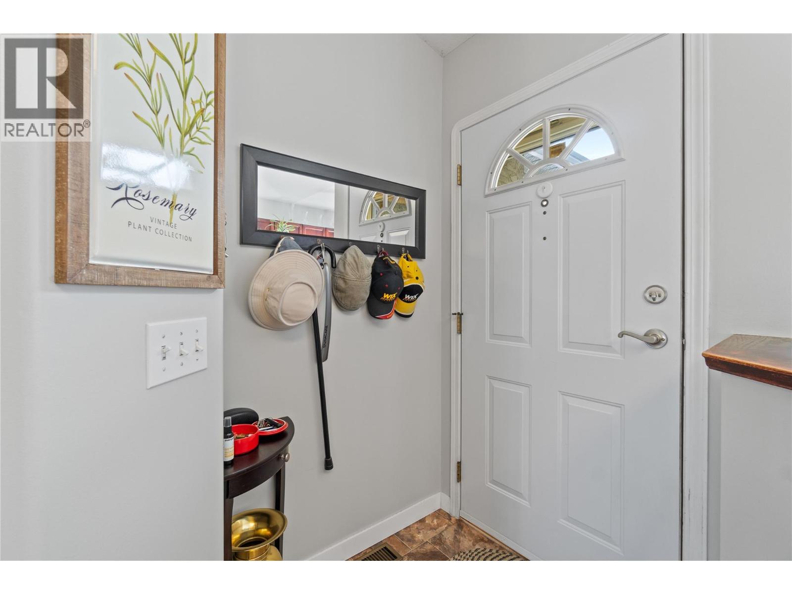 2210 Louie Drive Unit# 14