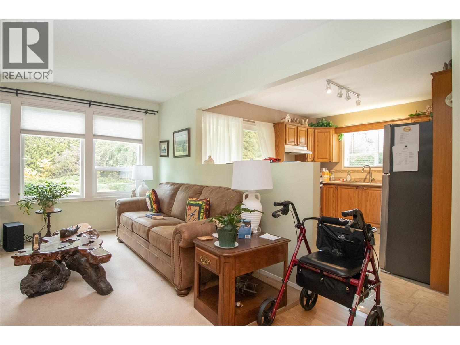 1209 Brookside Avenue Unit# 2