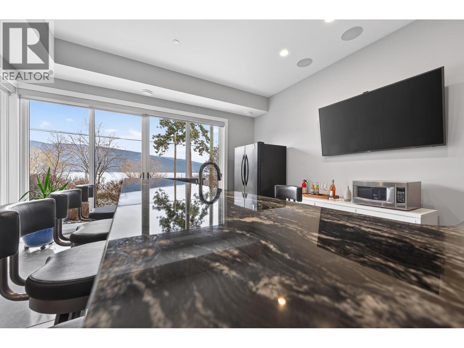 11537 Okanagan Centre Road W