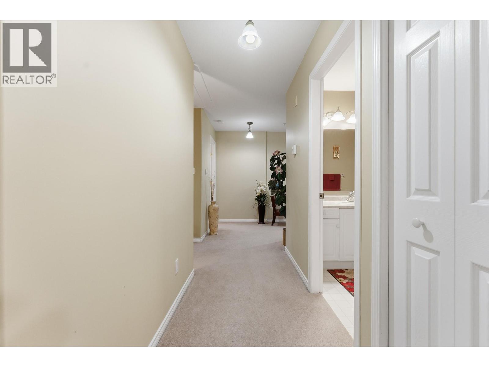 315 Whitman Road Unit# 201