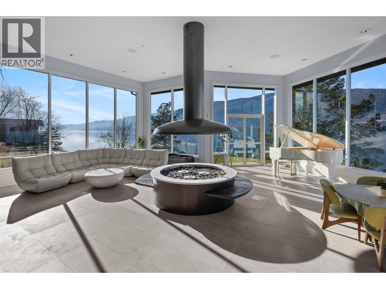 2100 Dewdney Road