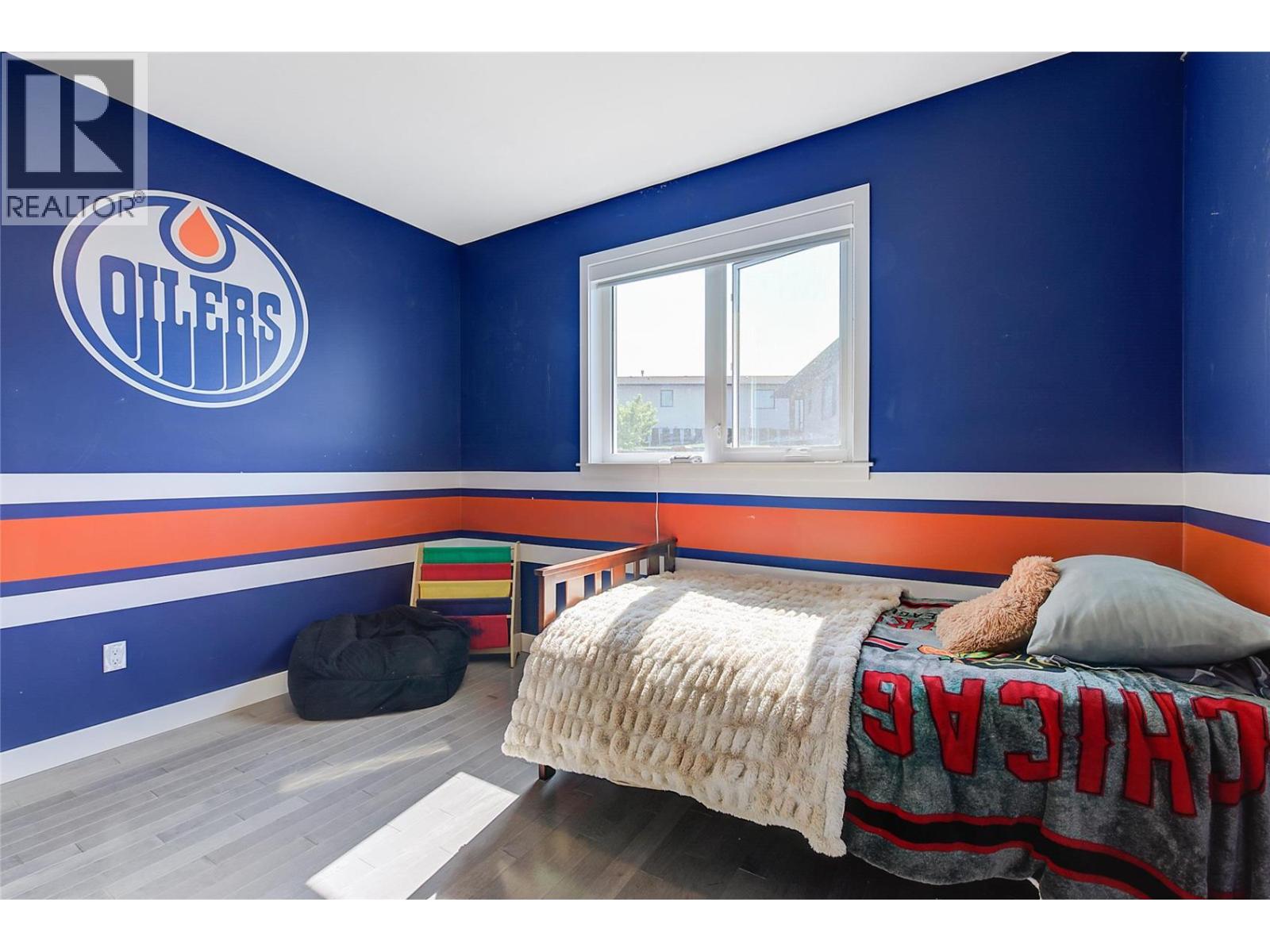 3284 Vineyard View Drive