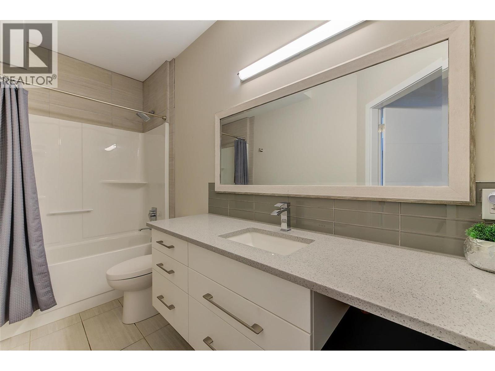 3284 Vineyard View Drive