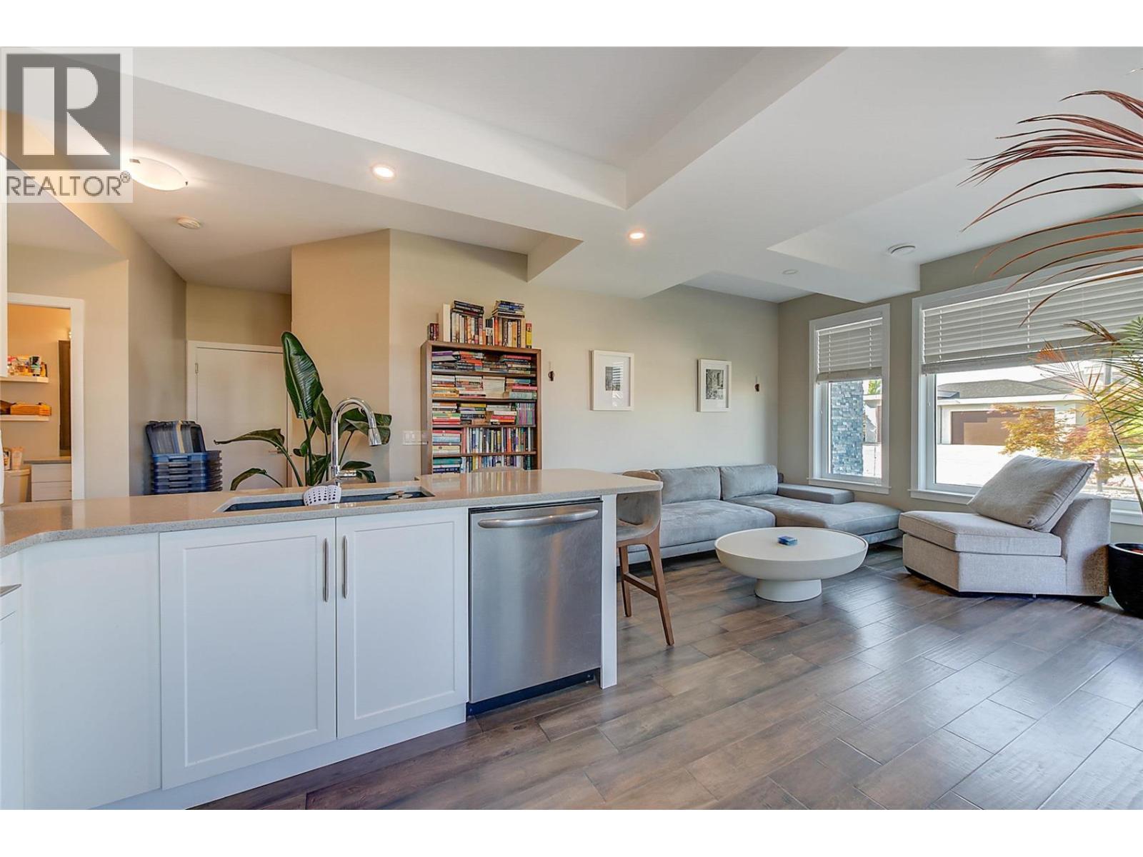 3284 Vineyard View Drive